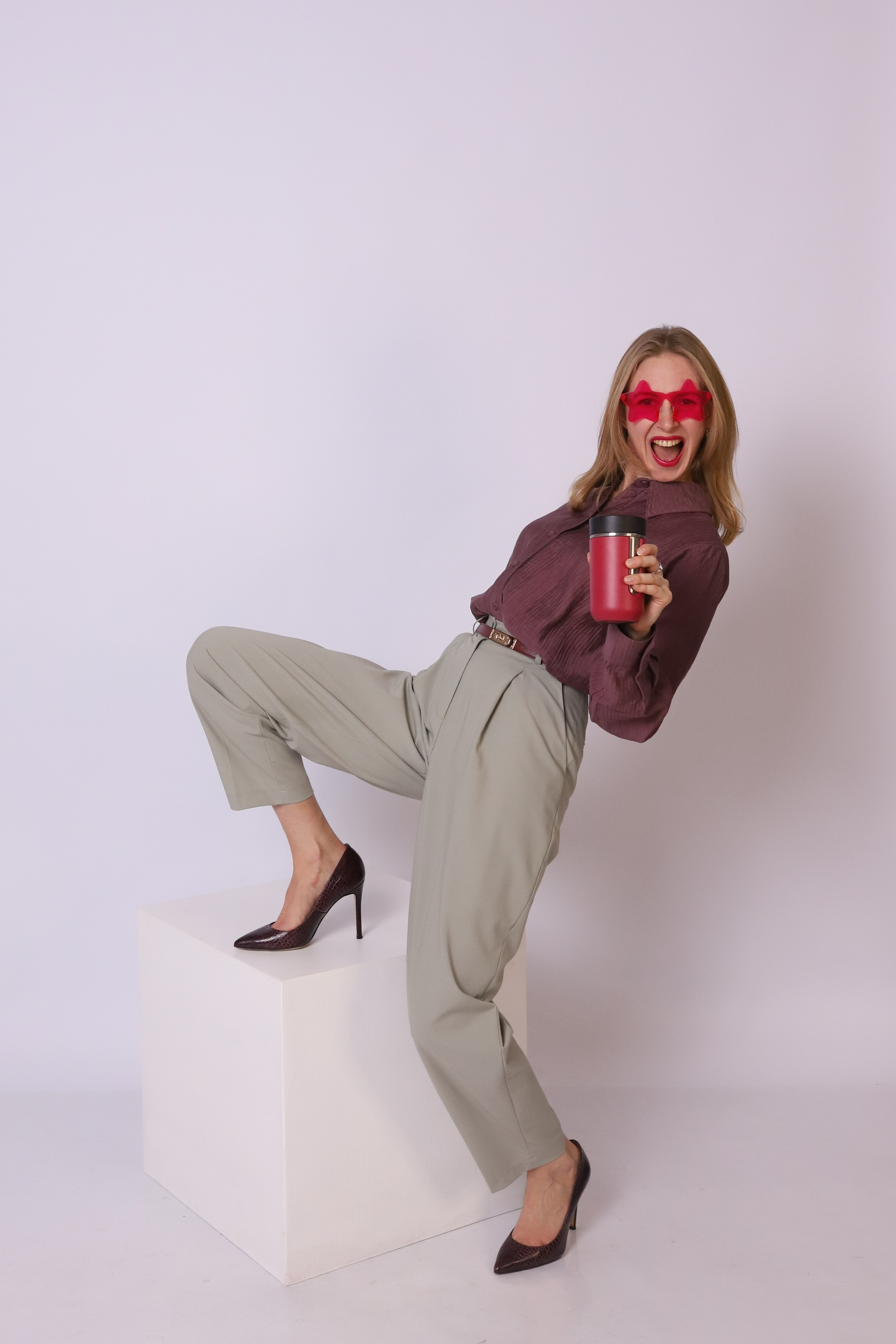 Фотостудия без фотографа в Санкт-Петербурге (Сделай свой автопортрет)