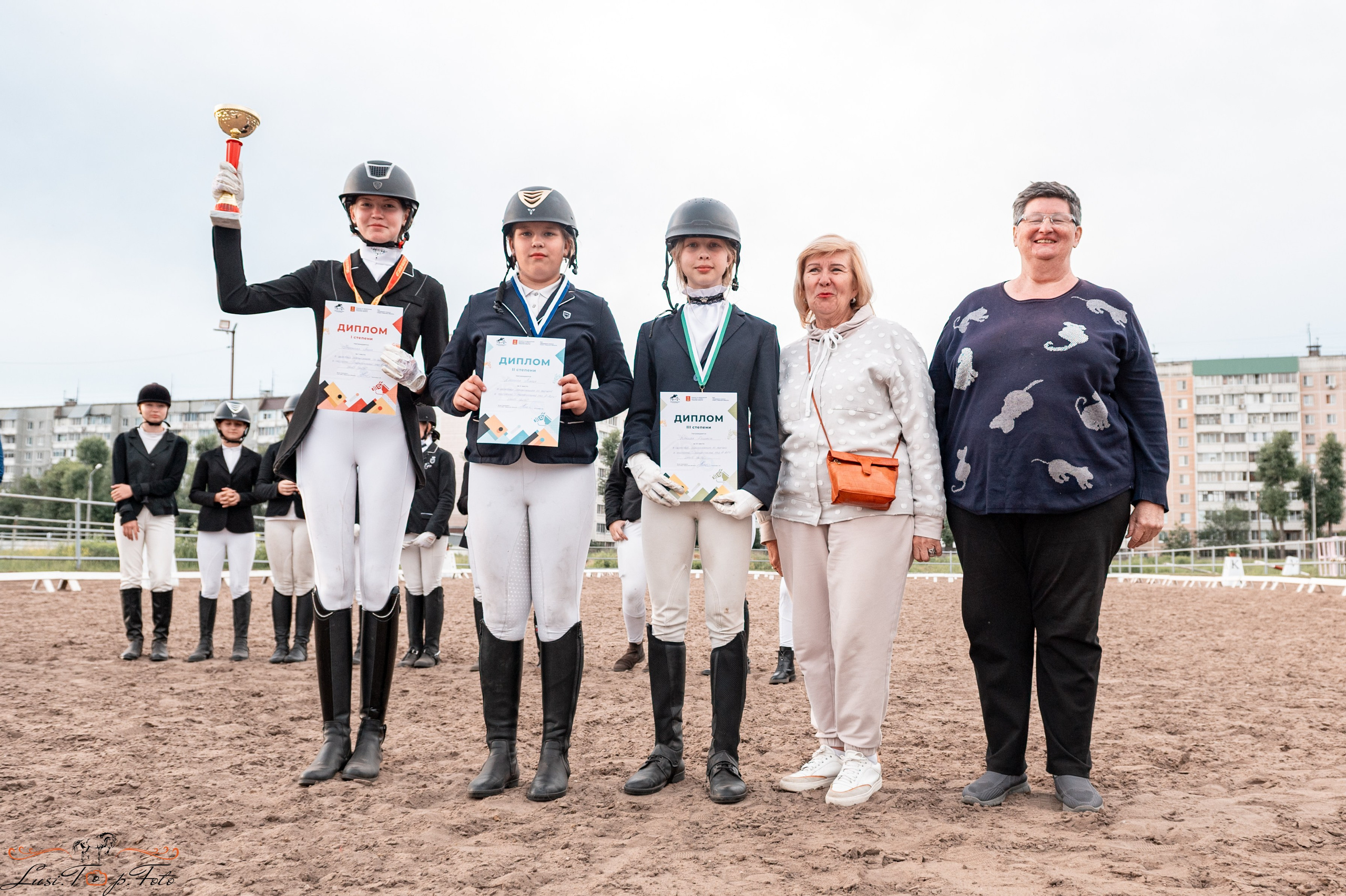 Областные соревнования по выездке. Тверь. Конный и фотограф с животными в Твери Топталова Люся