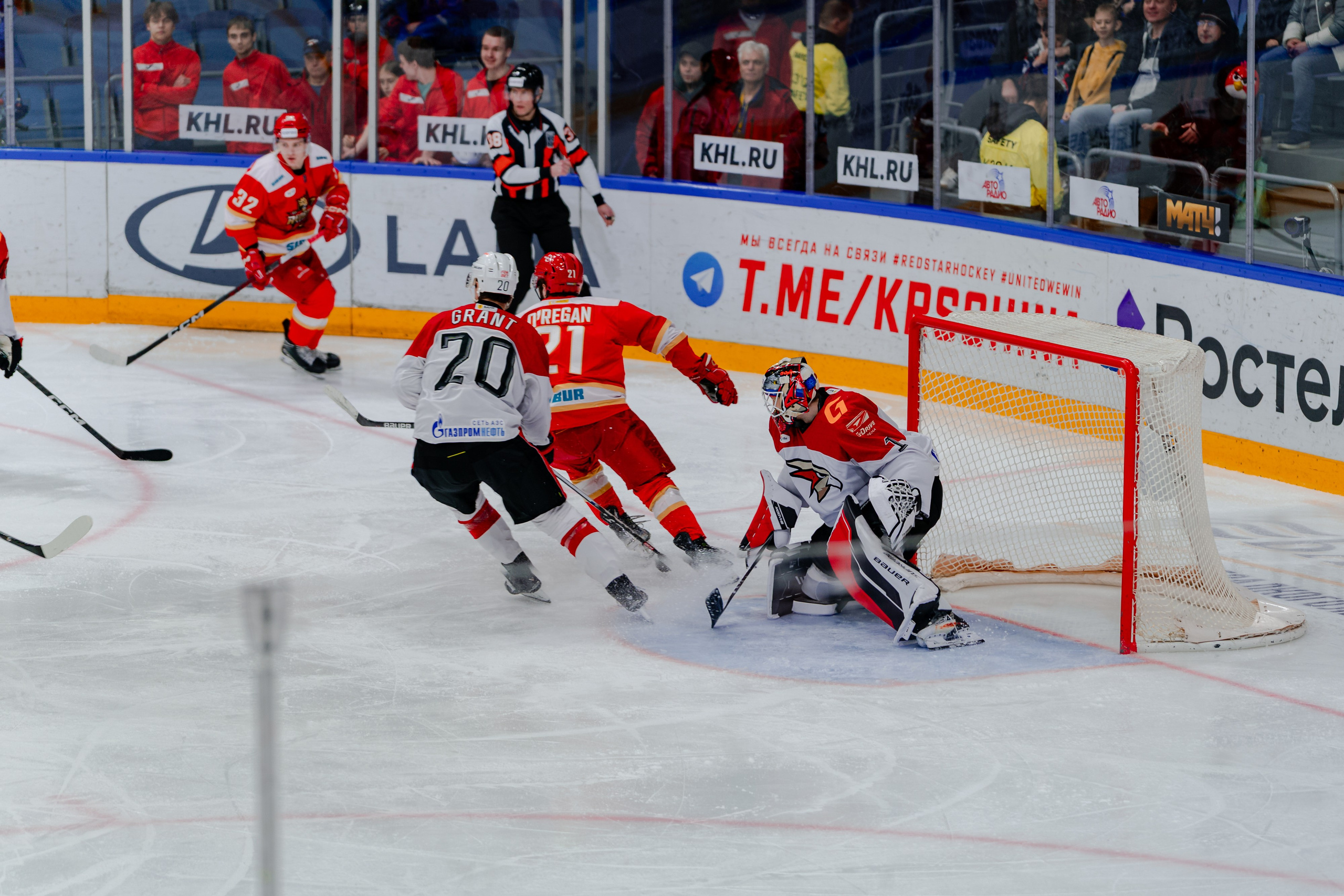 КХЛ КУНЬЛУНЬ РС — АВАНГАРД 22 МАРТА 2025. Репортажный фотограф в Москве Измалков Артем