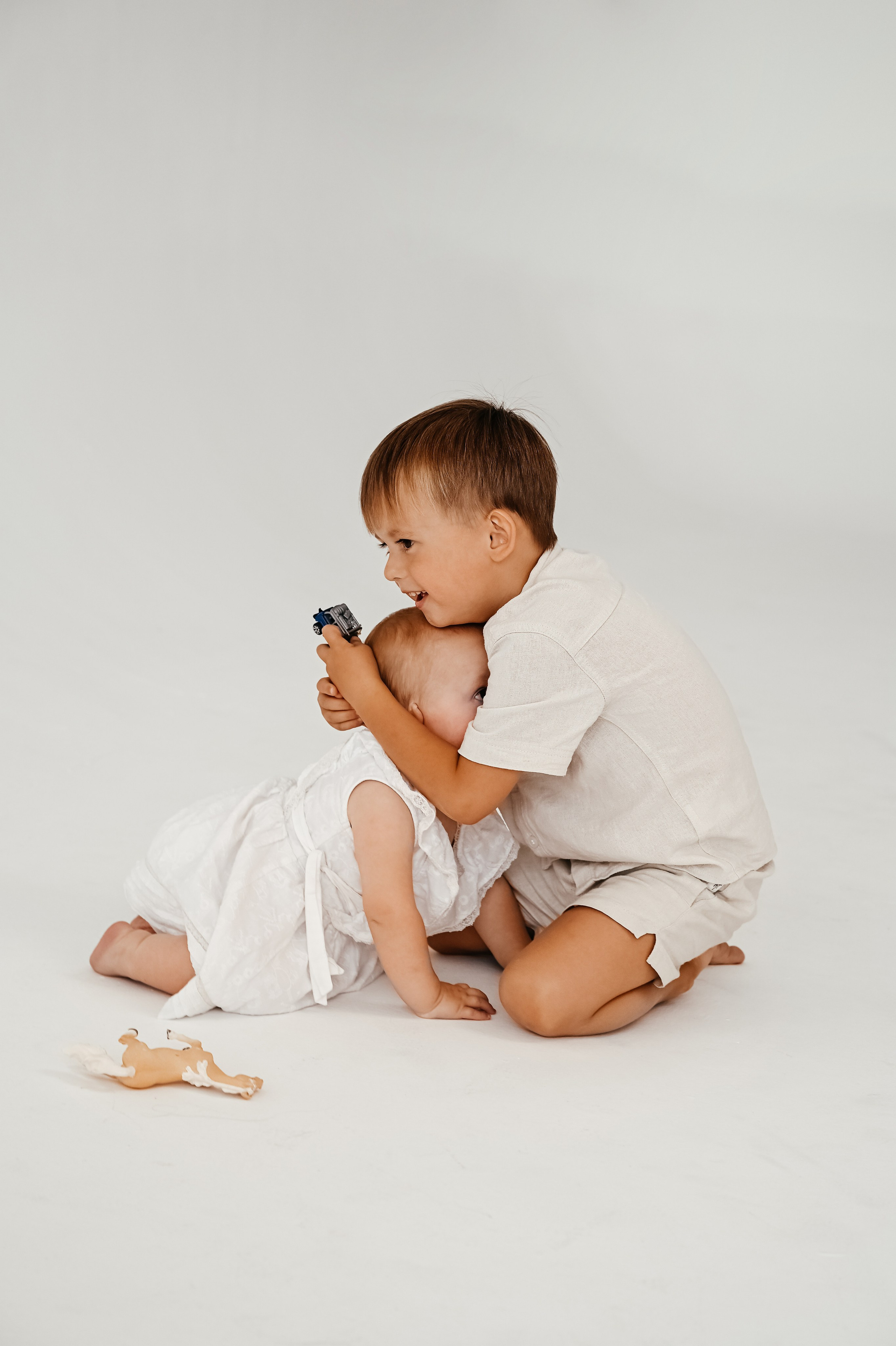 Семейка Блем. Выпускные альбомы в Кургане, Твой альбом, Книга