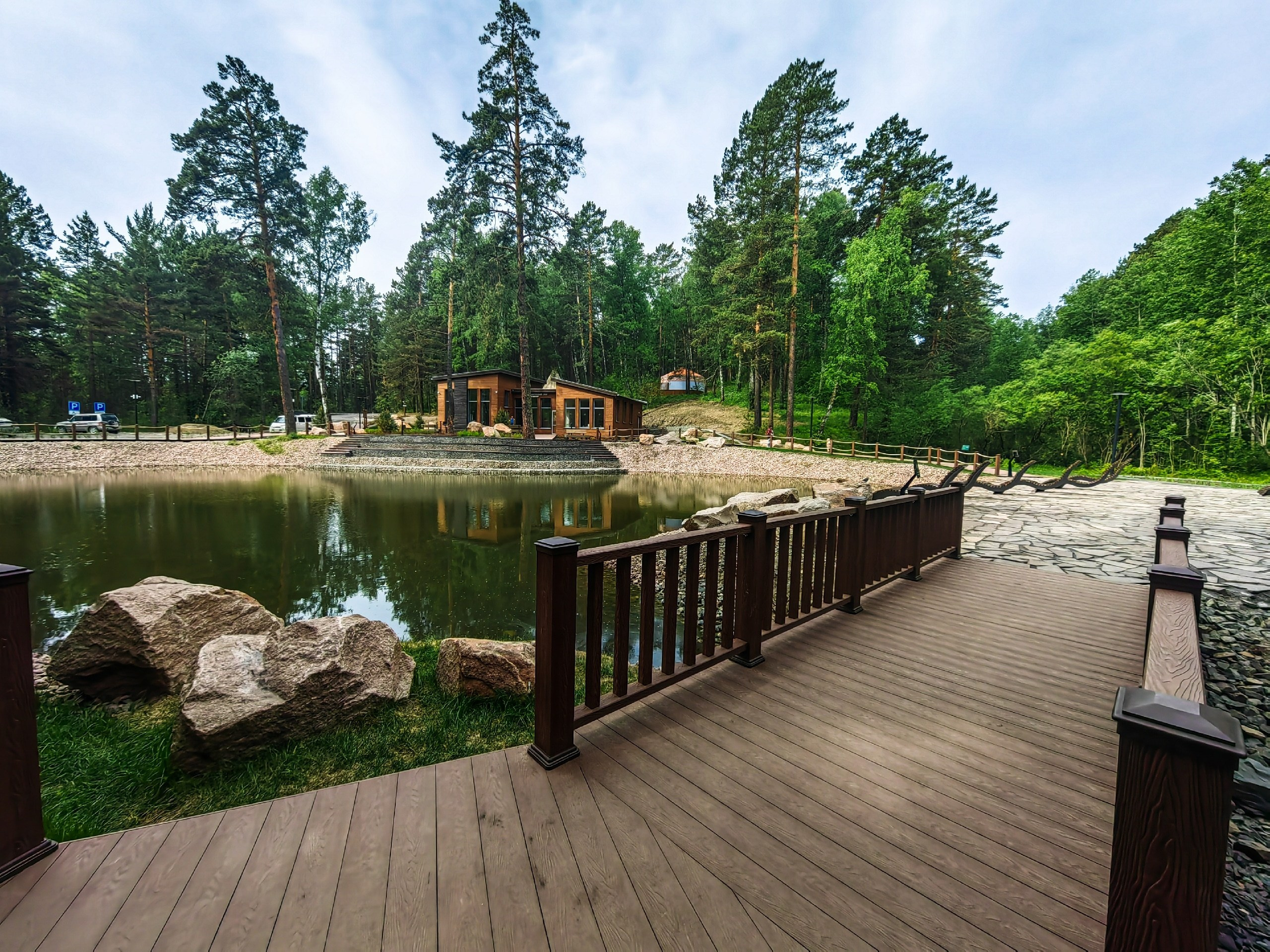 серебряный лог Гремячья грива Серебряниковский пруд экскурсии в Красноярске индивидуальный тур фото интересные места что посмотреть куда сходить что посетить достопримечательности Красноярска фототур фотосессия аренда кабриолета аренда микроавтобуса трансфер цена заказать экскурсию программа маршрут смотровые площадки видовые красивые места Национальный парк заповедник Столбы Дивногорск Красноярская ГЭС путешествие туристический маршрут место силы Часовня Параскевы Пятницы Коммунальный мост остров Татышев Бобровый лог Николаевская сопка набережная Енисея село Овсянка музей Астафьева Караульная гора Виноградовский мост гид экскурсовод индивидуальная экскурсия фотосъемка виды на Енисей фанпарк Бобровый лог парк флоры и фауны Роев ручей Торгашинский хребет скала Такмак вантовый мост куда сходить цены расписание заказать онлайн экскурсионное обслуживание трансфер на комфортабельном автобусе