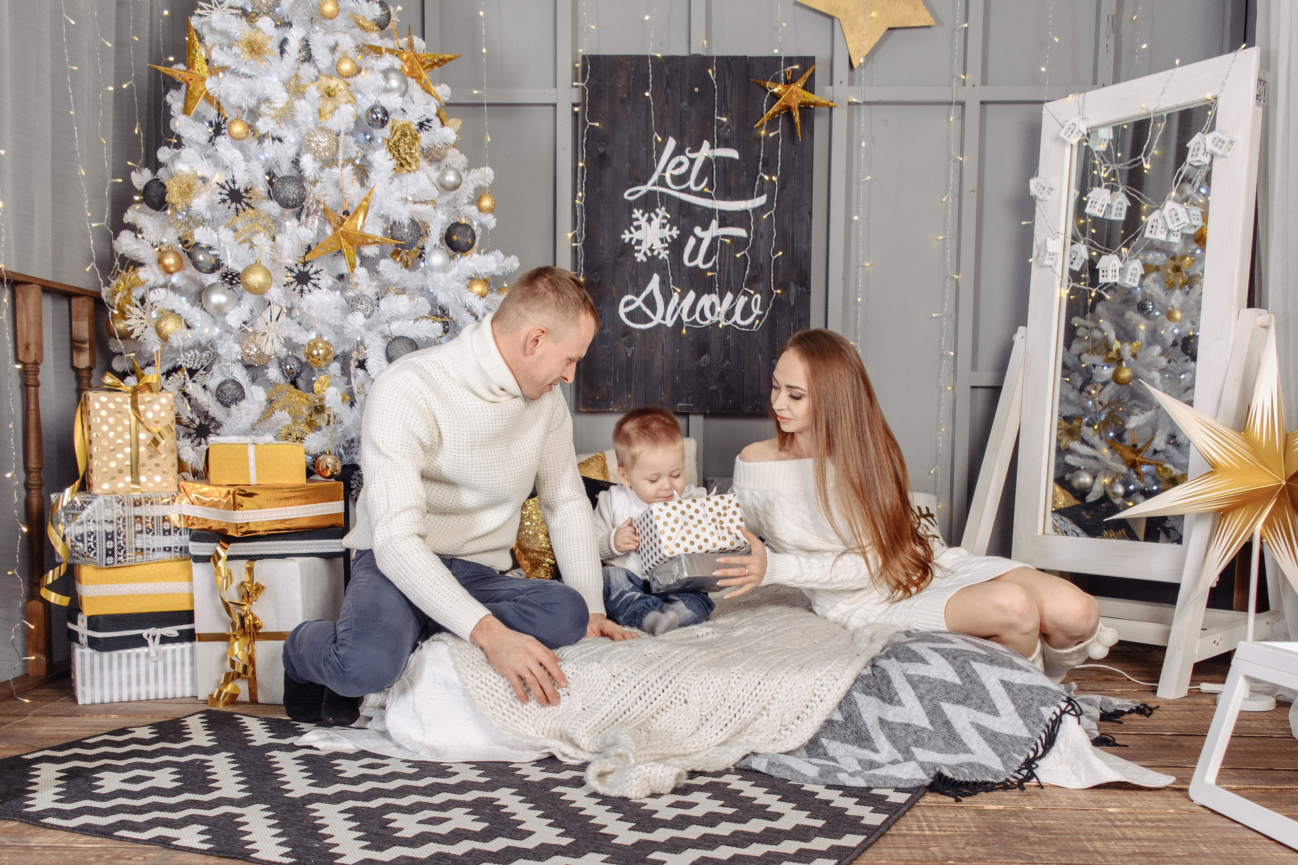 ЗАЧЕМ ТАЩИТЬ РЕБЕНКА КУДА-ТО ФОТОГРАФИРОВАТЬСЯ… ЕМУ ЭТО НЕ НУЖНО?!. Свадебный фотограф Курск Константин Воронов