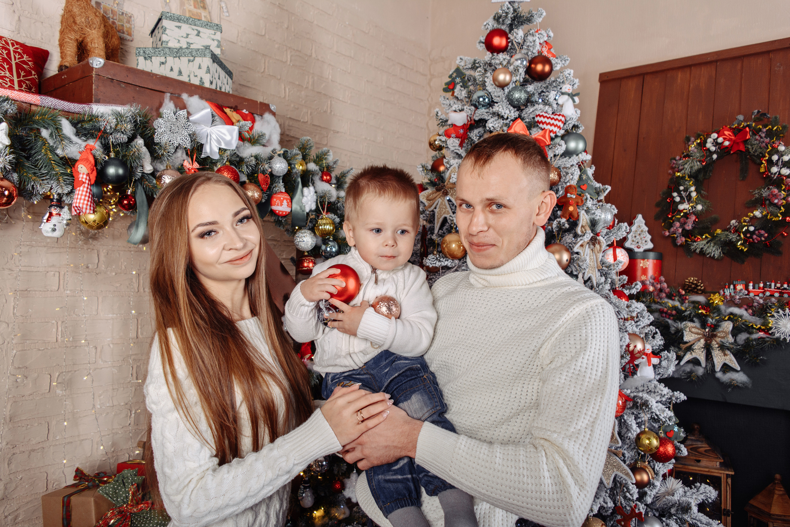 ЗАЧЕМ ТАЩИТЬ РЕБЕНКА КУДА-ТО ФОТОГРАФИРОВАТЬСЯ… ЕМУ ЭТО НЕ НУЖНО?!. Свадебный фотограф Курск Константин Воронов