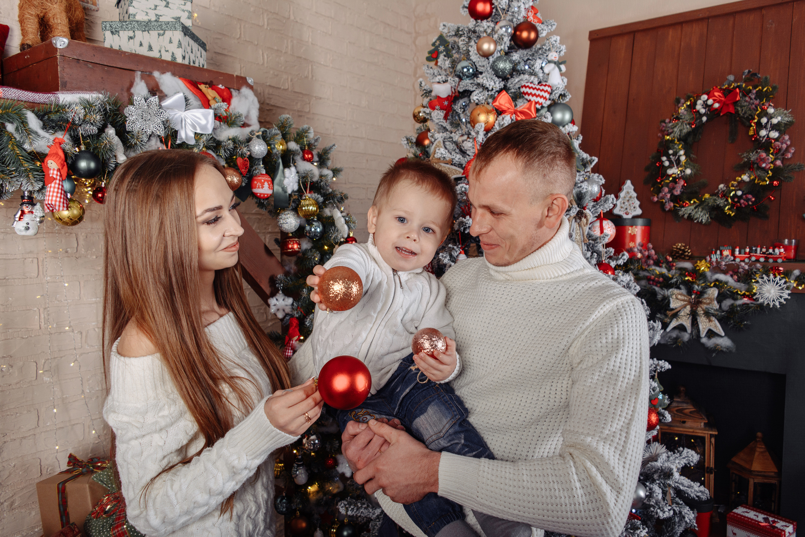 ЗАЧЕМ ТАЩИТЬ РЕБЕНКА КУДА-ТО ФОТОГРАФИРОВАТЬСЯ… ЕМУ ЭТО НЕ НУЖНО?!. Свадебный фотограф Курск Константин Воронов