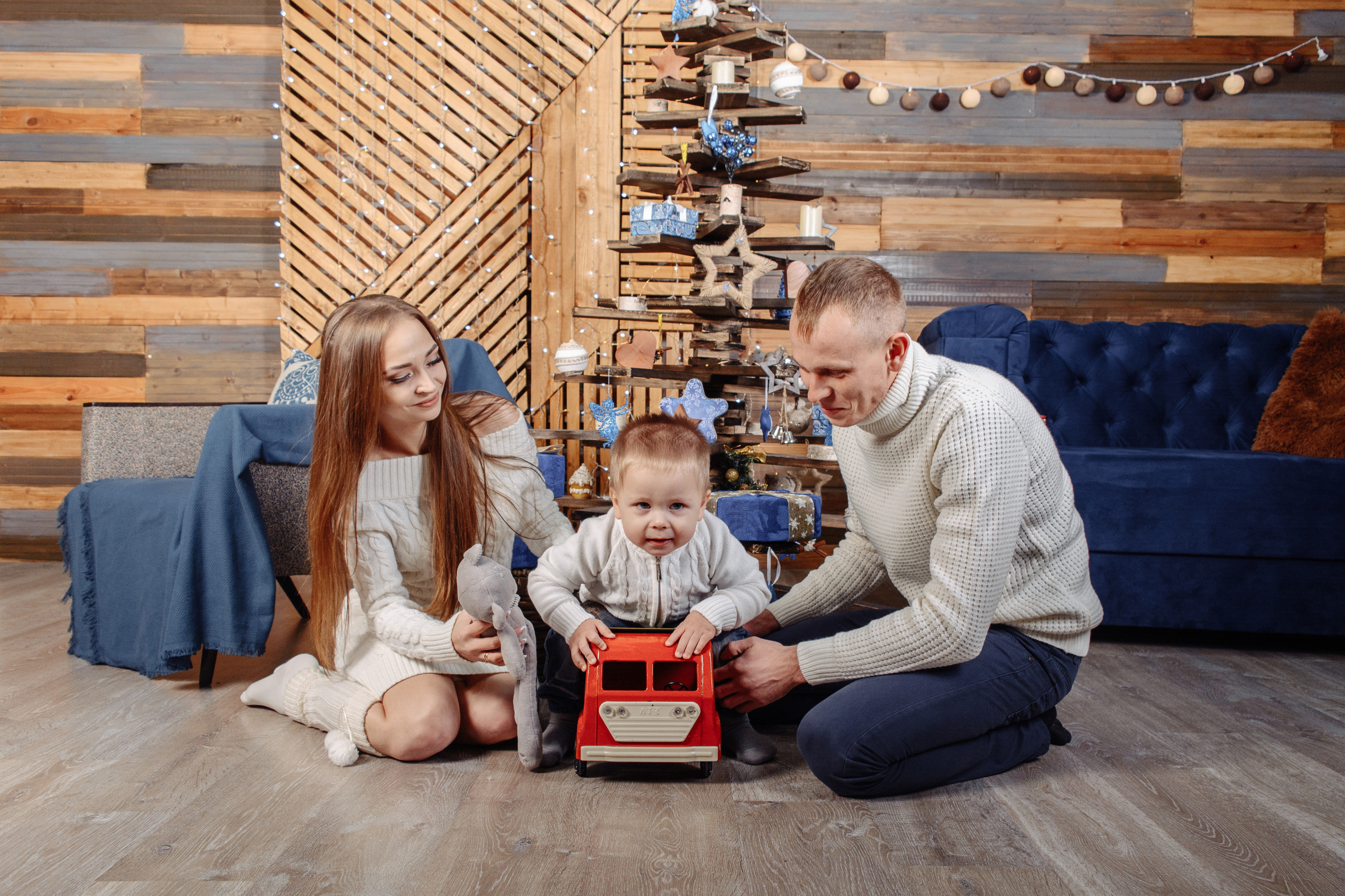 ЗАЧЕМ ТАЩИТЬ РЕБЕНКА КУДА-ТО ФОТОГРАФИРОВАТЬСЯ… ЕМУ ЭТО НЕ НУЖНО?!. Свадебный фотограф Курск Константин Воронов