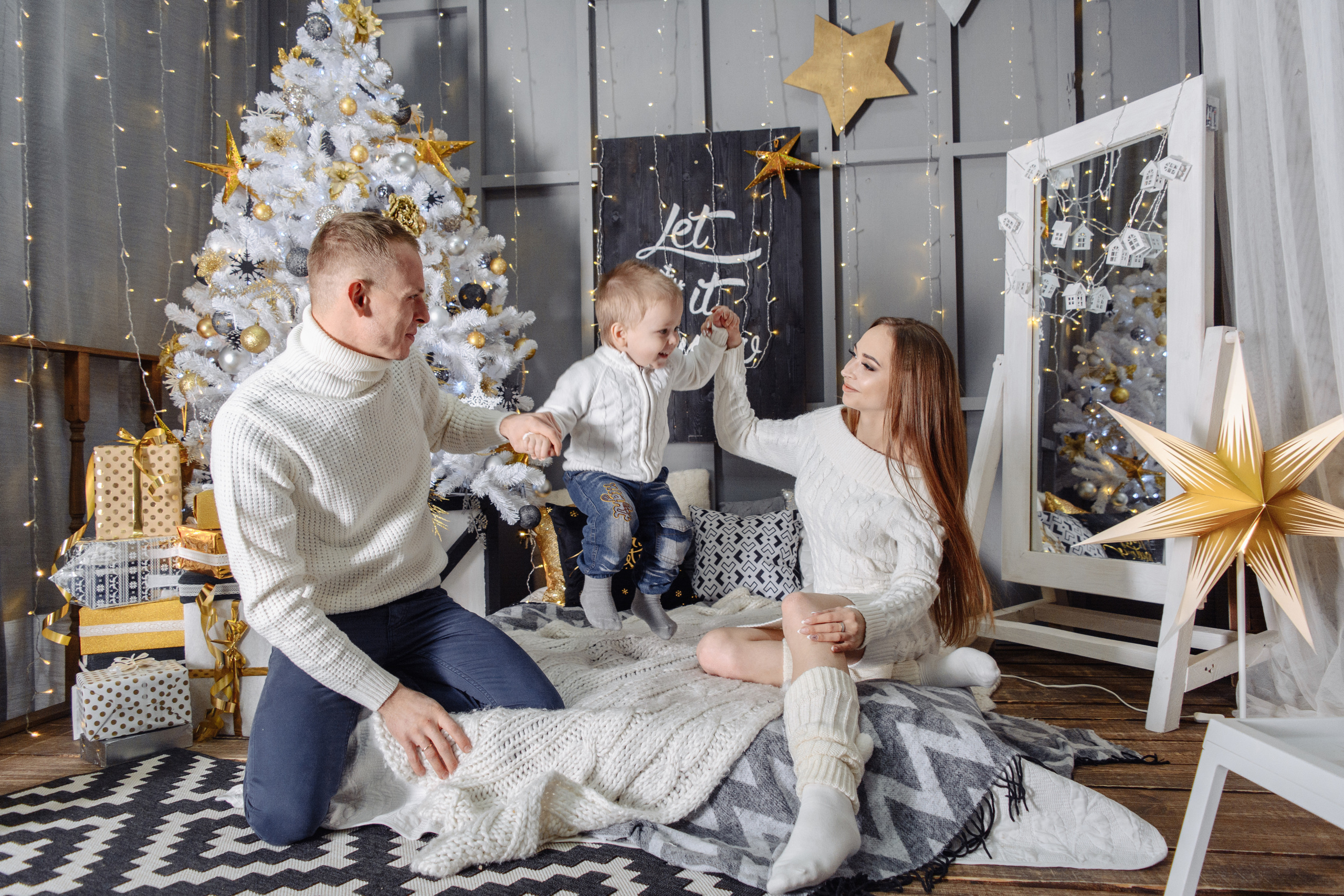 ЗАЧЕМ ТАЩИТЬ РЕБЕНКА КУДА-ТО ФОТОГРАФИРОВАТЬСЯ… ЕМУ ЭТО НЕ НУЖНО?!. Свадебный фотограф Курск Константин Воронов