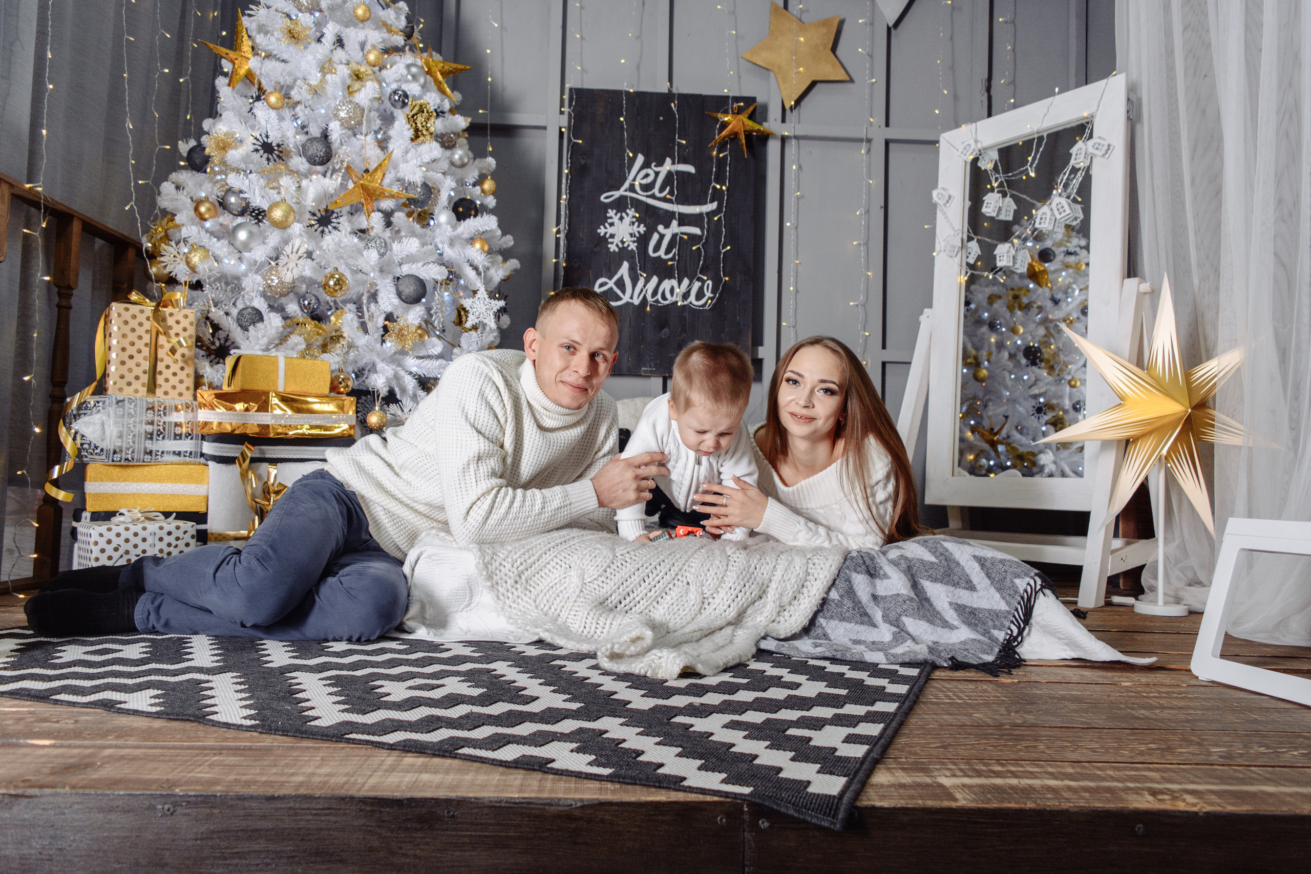 ЗАЧЕМ ТАЩИТЬ РЕБЕНКА КУДА-ТО ФОТОГРАФИРОВАТЬСЯ… ЕМУ ЭТО НЕ НУЖНО?!. Свадебный фотограф Курск Константин Воронов