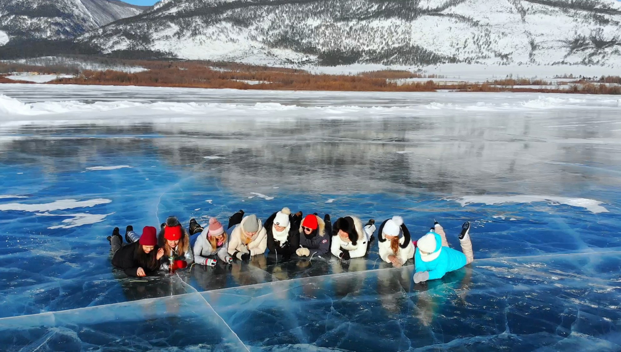 Обучающий фототур на зимний Байкал с Еленой Михайловой. 07–12 февраля 2025 г. Детский и семейный фотограф Елена Михайлова в Москве