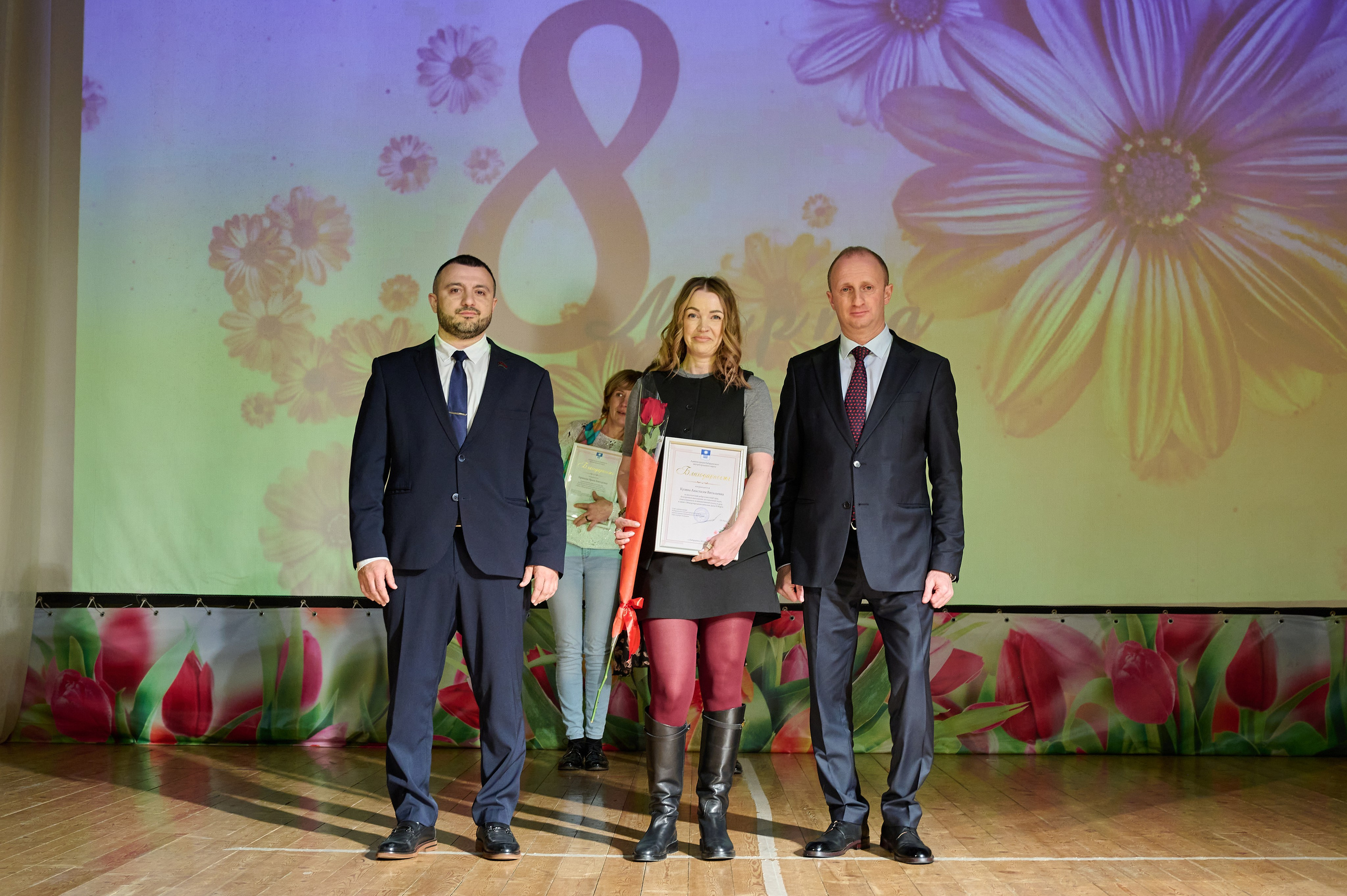 8 марта в Кабардинке. Жизнь курорта Кабардинка в фотографиях