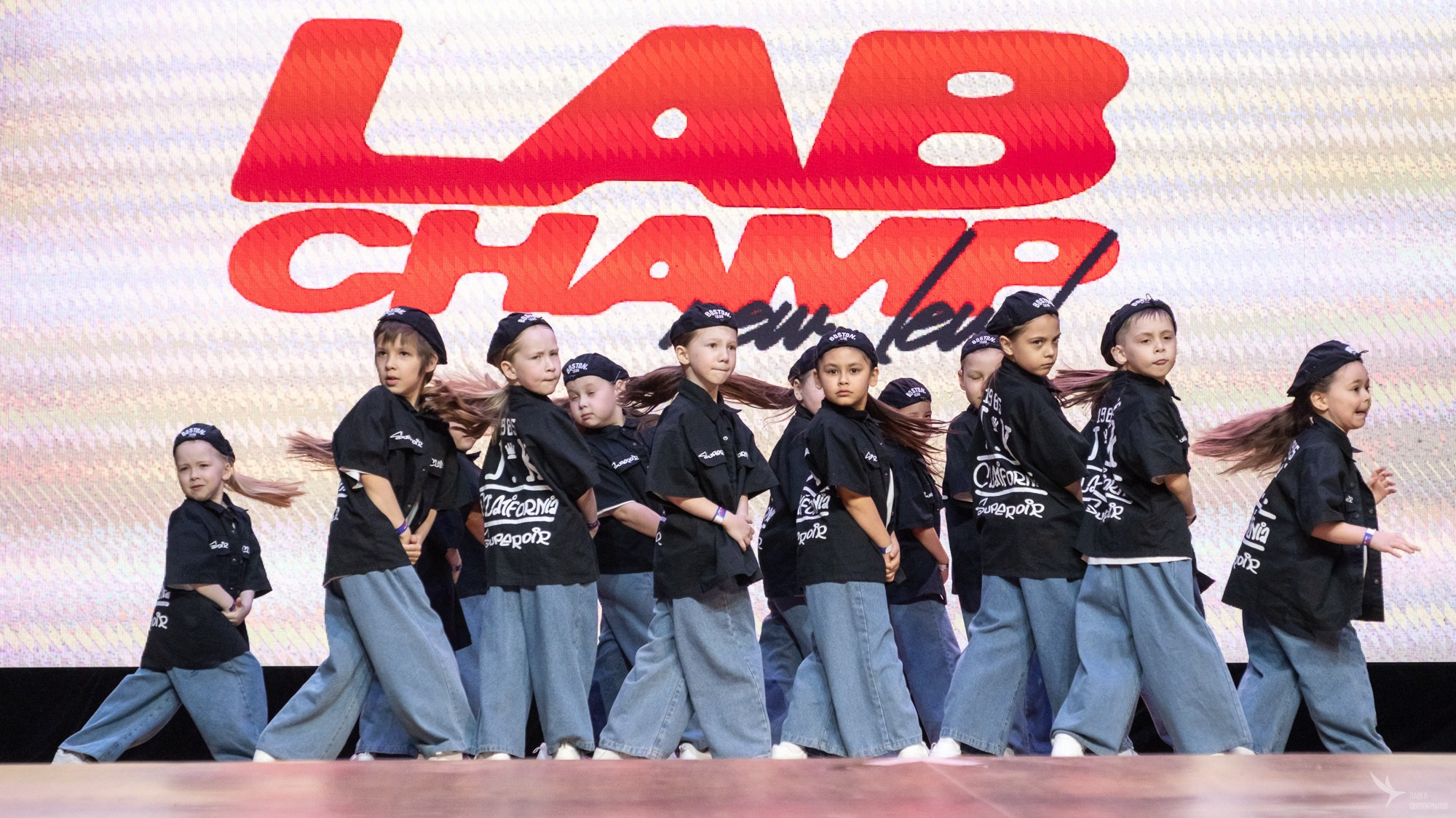 LAB CHAMP. Репортажный фотограф в Казани Павел Серпокрылов