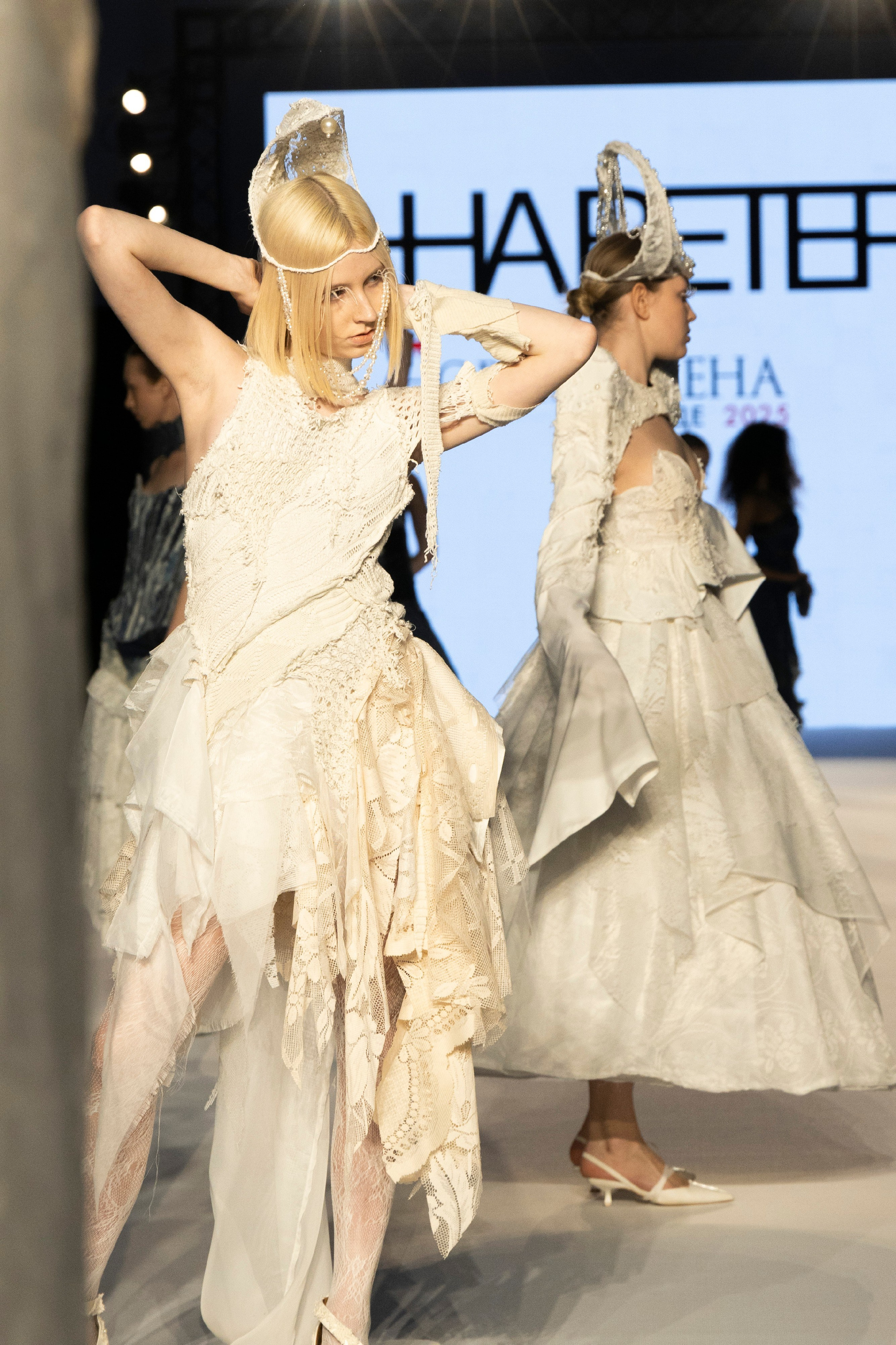 ДЛТ Собака.ru показ победителей конкурса «Новые имена в моде 2025». FOTOFAQ SKOOL г. Санкт-Петербург: очные, дистанционные и онлайн курсы фотографии