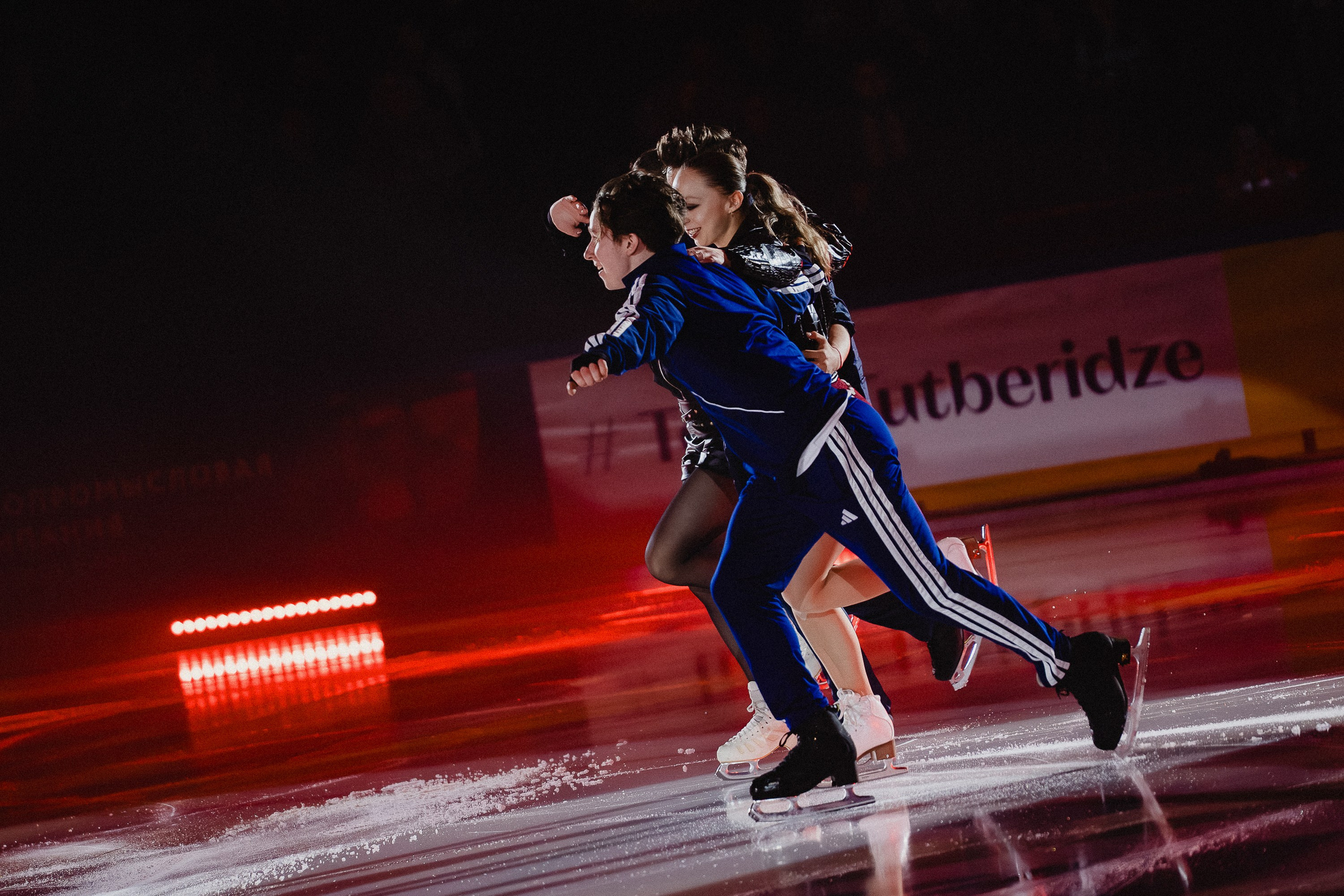 Шоу Этери Тутберидзе в Новосибирске. Воробьева Ксения — Спортивный и танцевальный фотограф Новосибирск