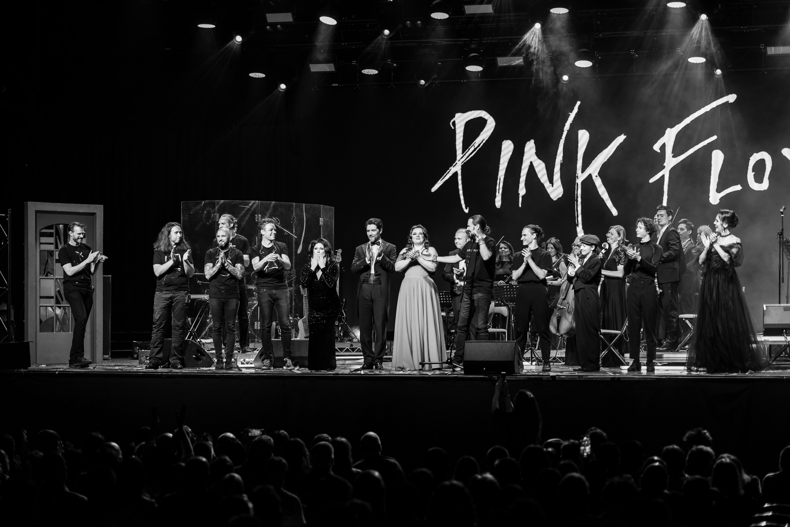 Репортаж с концерта «Симфоническое PINK FLOYD SHOW». Фотограф в Санкт-Петербурге — Сергей Петров