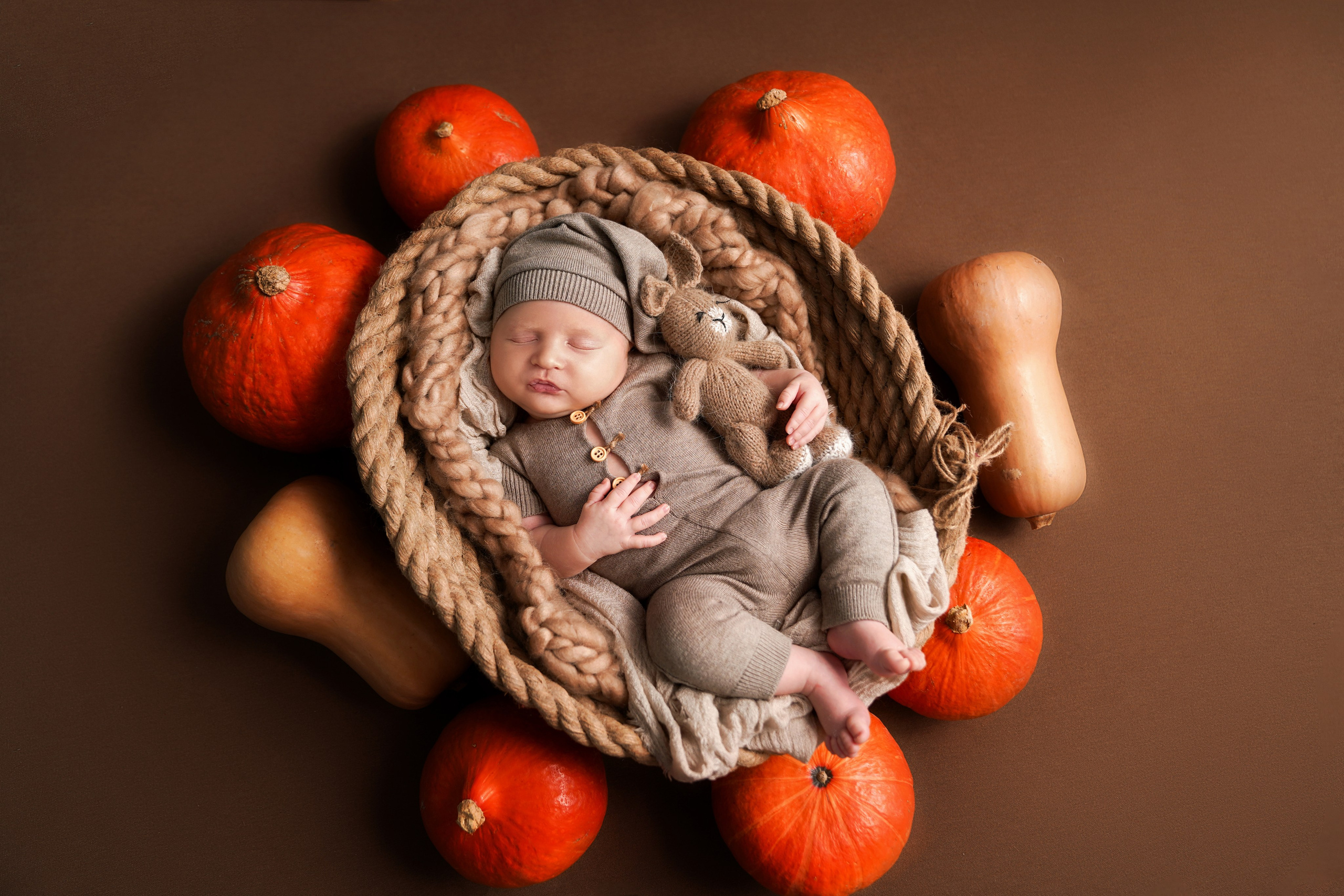 Фотосессия новорожденного (newborn). Фотограф новорожденных, детей до года и беременных в Симферополе