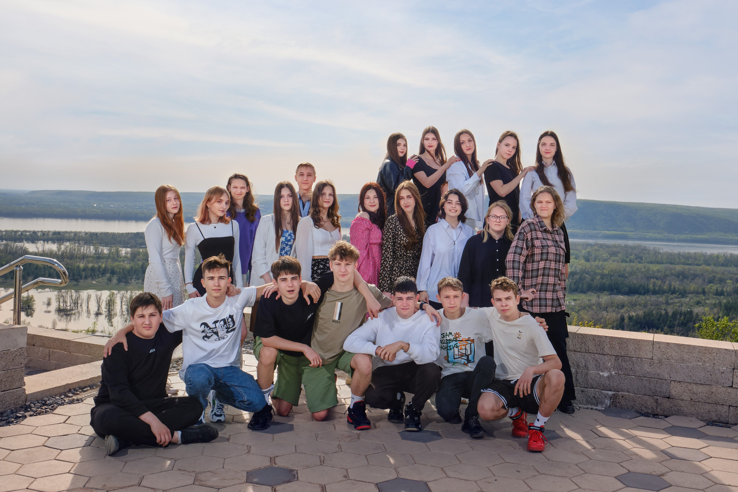 Фотосессия класса и выпускников в студии, в школе, на улице