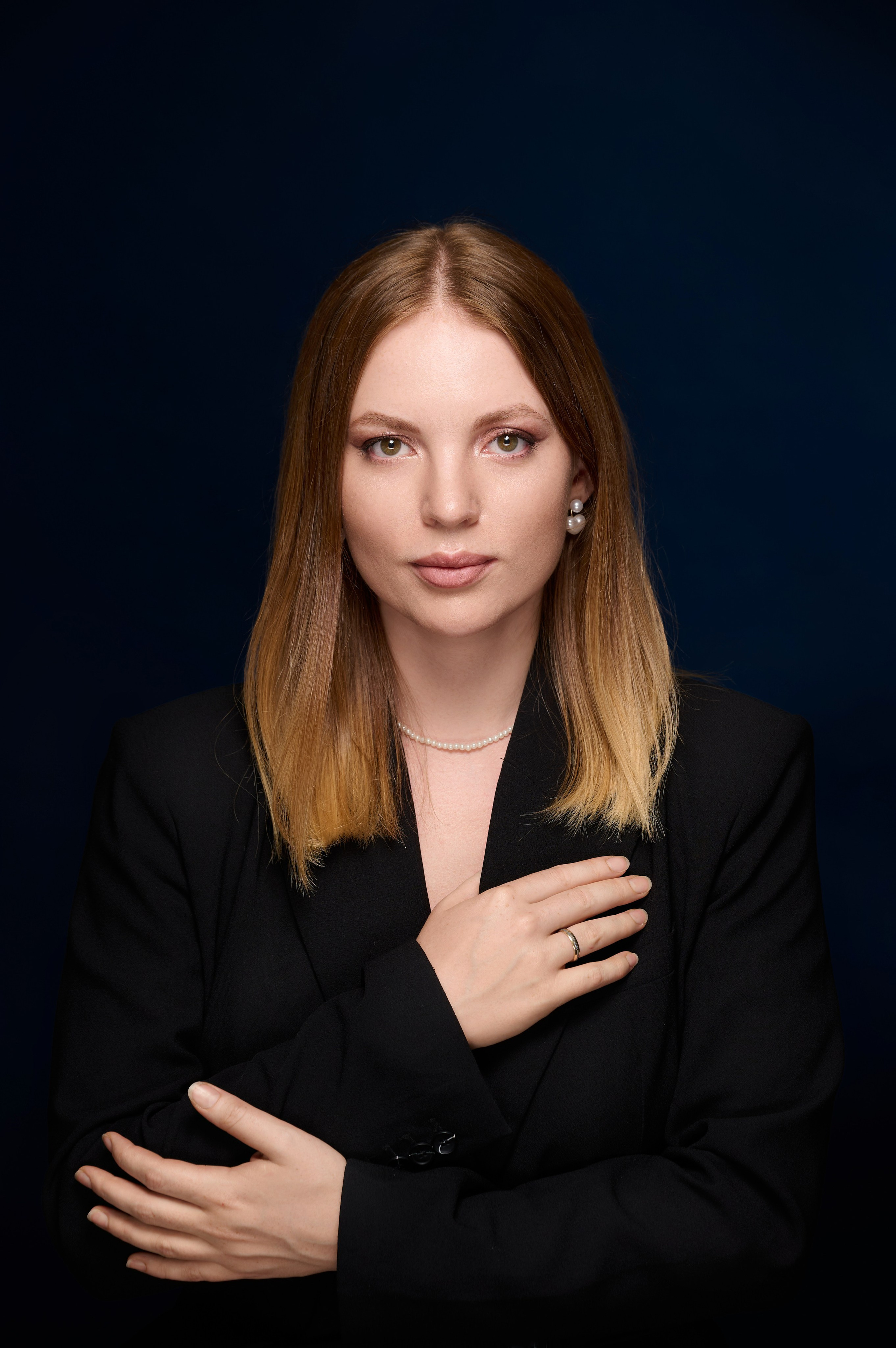 Как выбрать фон для портртеной фотосессии в студии?