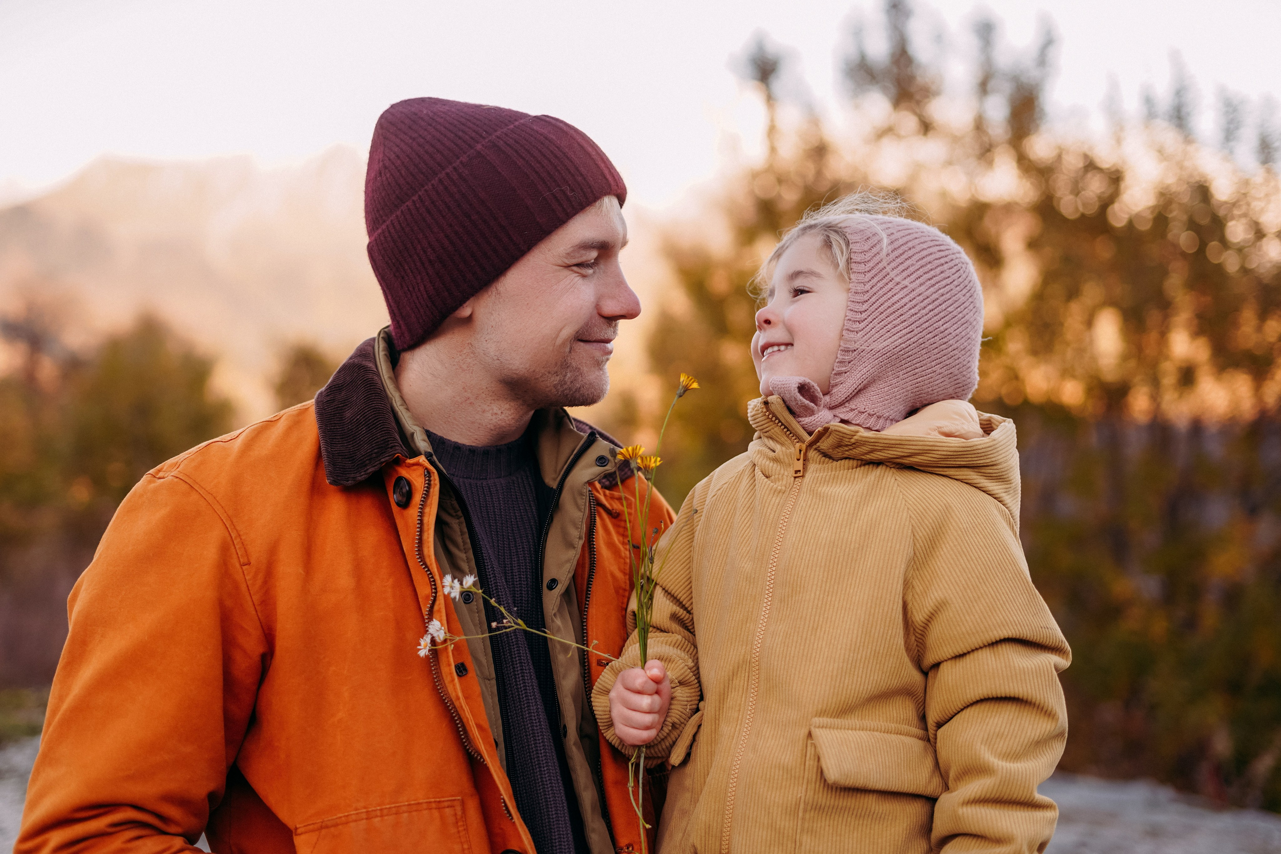 Алексей, Анна и Валентина в Горной Олимпийской деревне. Фотограф в Сочи и Абхазии | Фототуры | September Air
