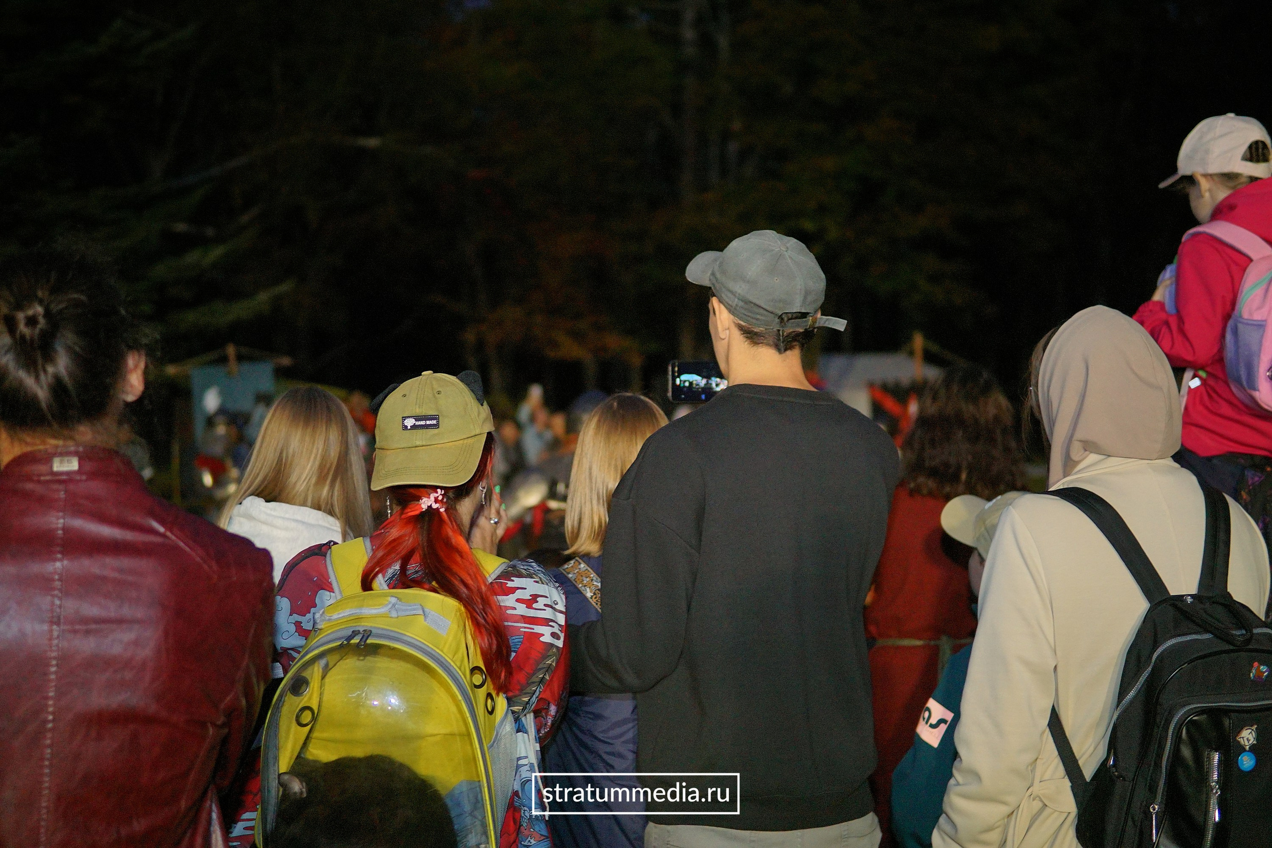 Fire Show at Park. Stratum Media — Фото-Видео Съемки