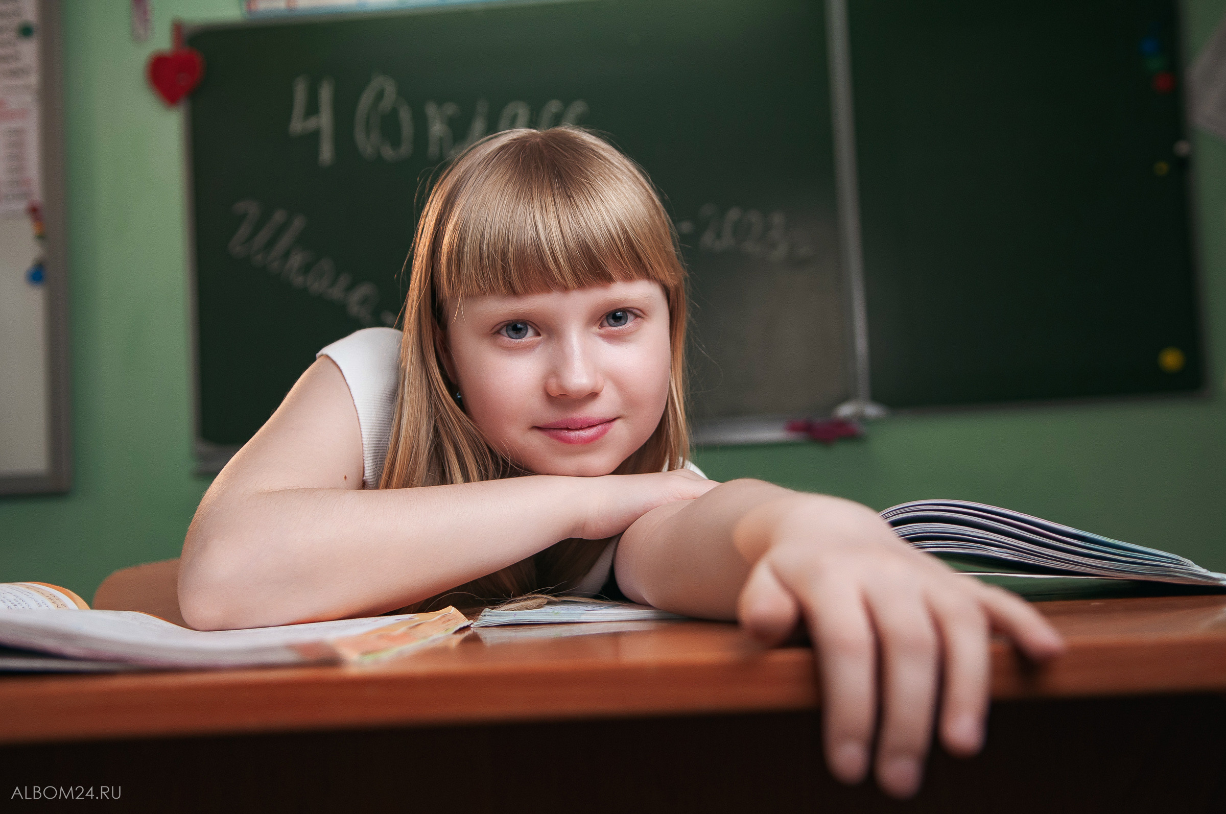 Съемка на выпускной альбом Школа № 148, 4В. Выпускные альбомы и фотосъемка в Красноярске