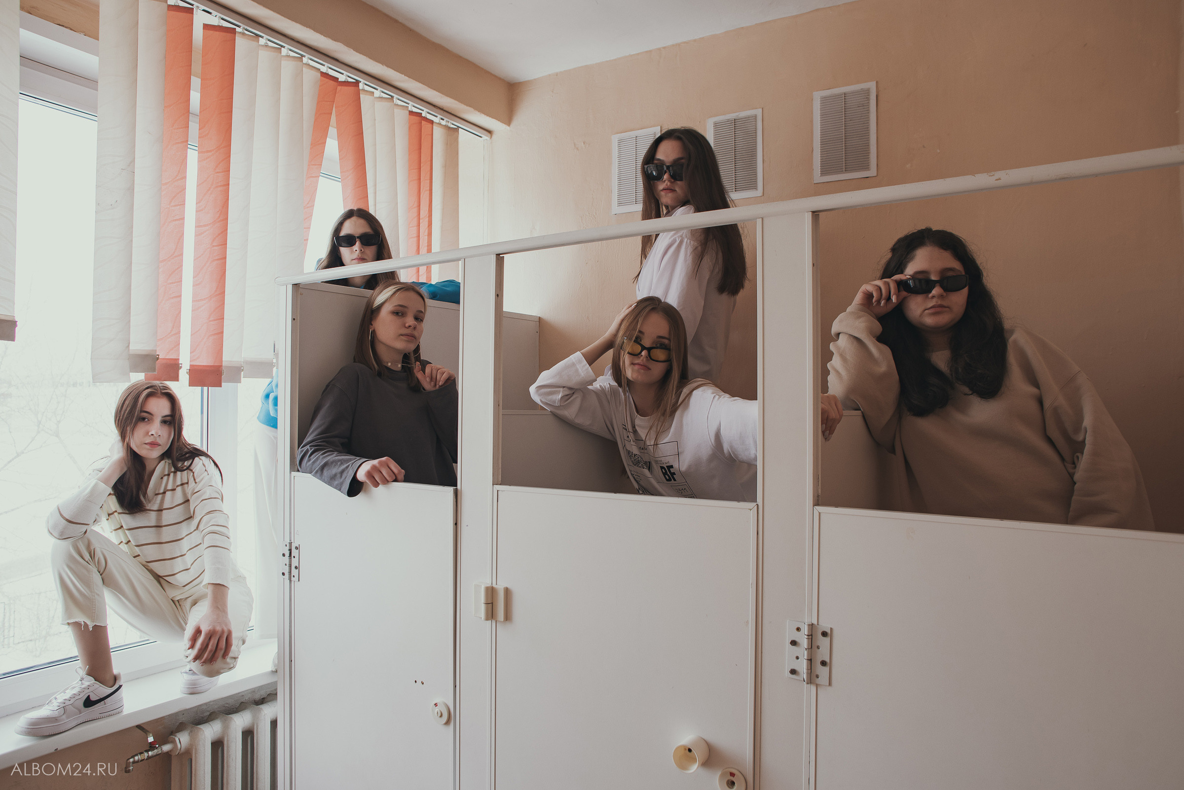 Съемка на выпускной альбом Солонцовская школа 9В. Выпускные альбомы и фотосъемка в Красноярске