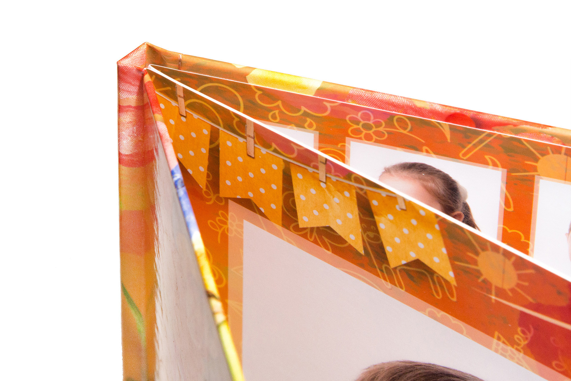 Фотоальбом «Школьная пора». Фотограф Анастасия Дерий. Каталожная фотосъёмка в Москве