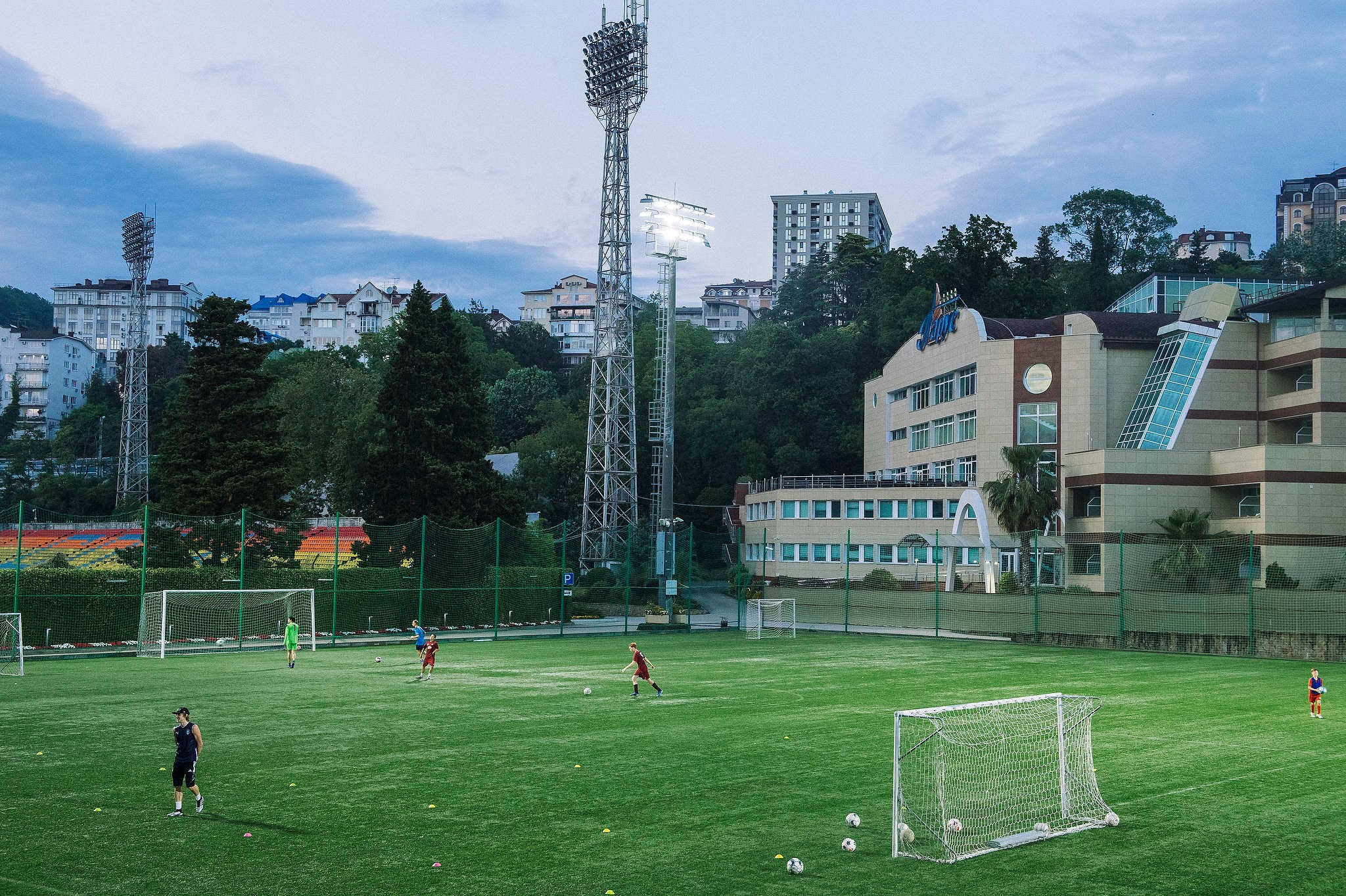 Юг-Спорт в Сочи. Спортивный комплекс и соревнования. Репортажный фотограф в Сочи — Михаил Мордасов