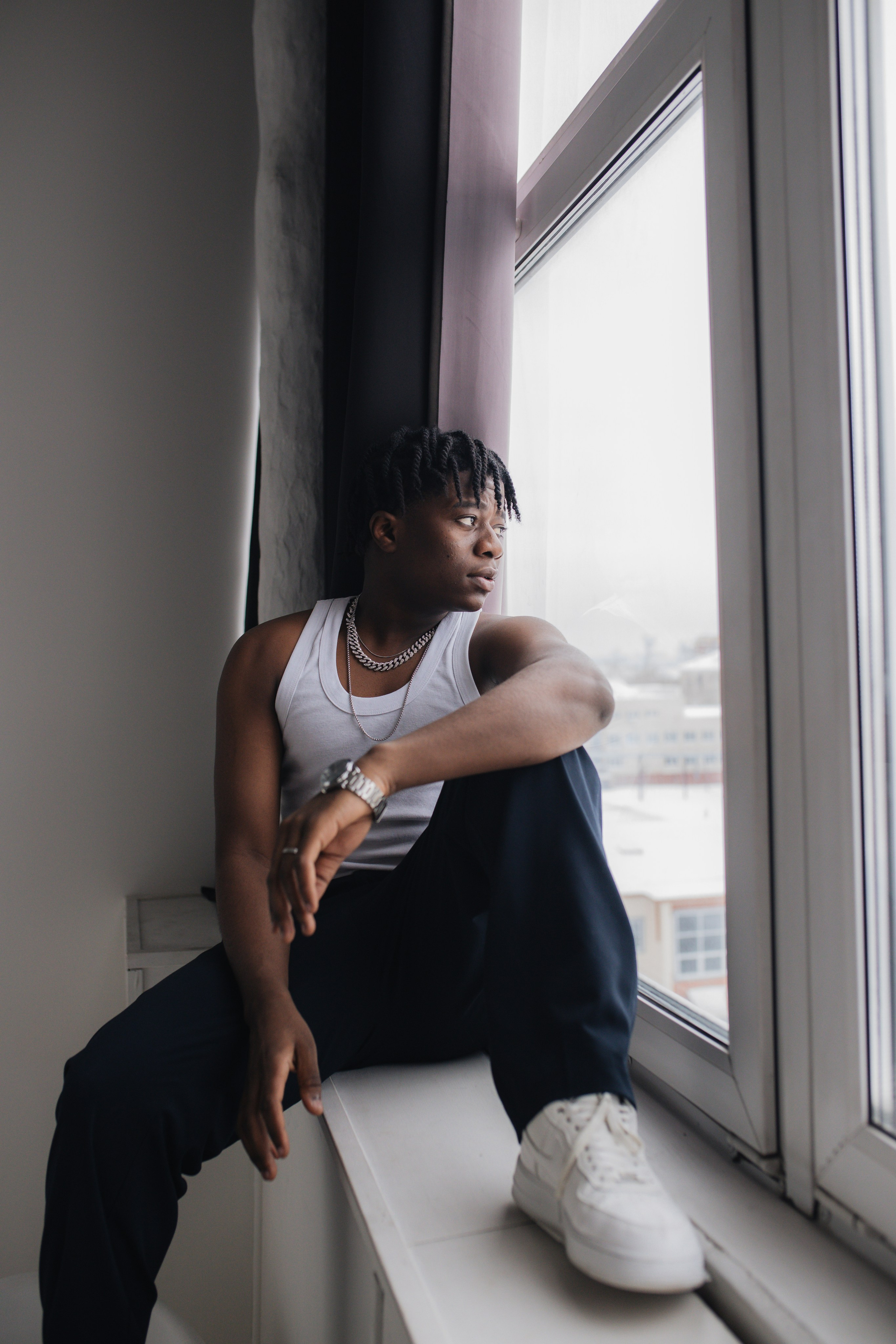 Новосибирск. Коммерческий фотограф для маркетплейсов Wildberries и Ozon в Новосибирске — фото и видео для брендов