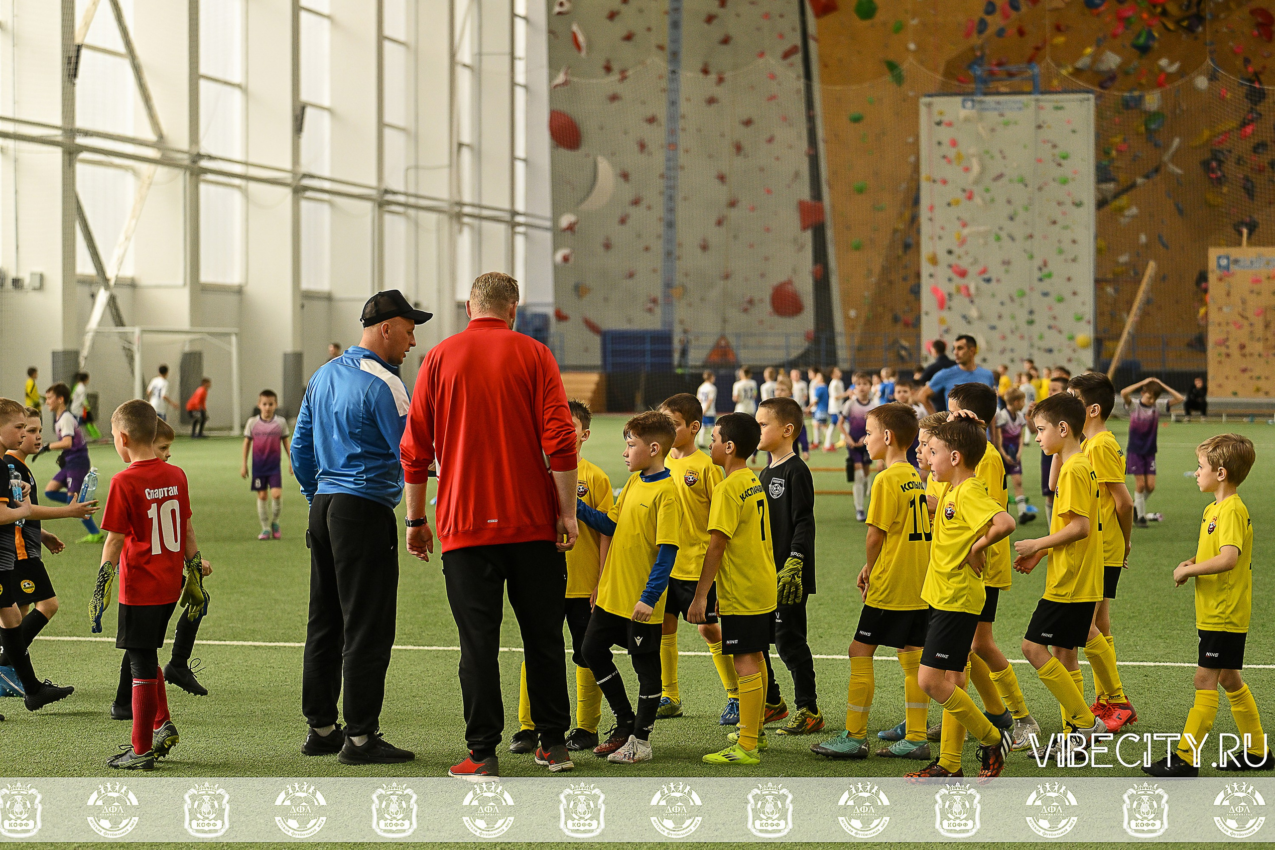 КУБОК БАЛТИЙСКОЙ ЛИГИ ПО МИНИ-ФУТБОЛУ U9 ЗЛ. VIBECITY.RU Вайб Сити Ру Фоторепортажи Фотоотчеты Калининград