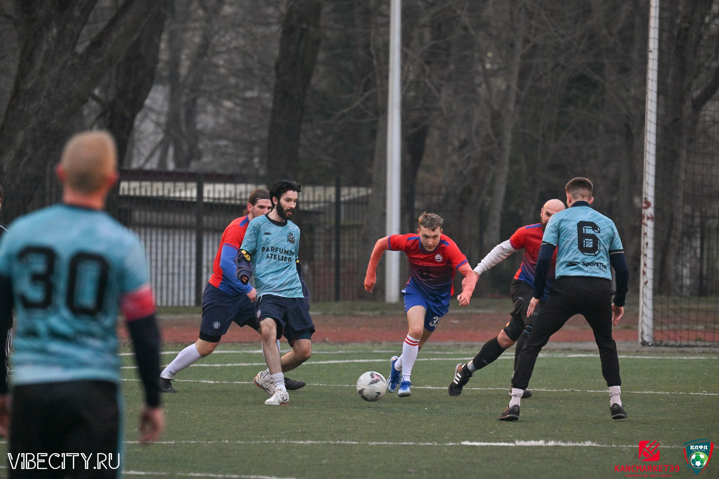 XX ЧЕМПИОНАТ КАЛИНИНГРАДСКОЙ ЛФЛ КАНЦМАРКЕТ39 сезона 2024–2025 гг. VIBECITY.RU Вайб Сити Ру Фоторепортажи Фотоотчеты Калининград