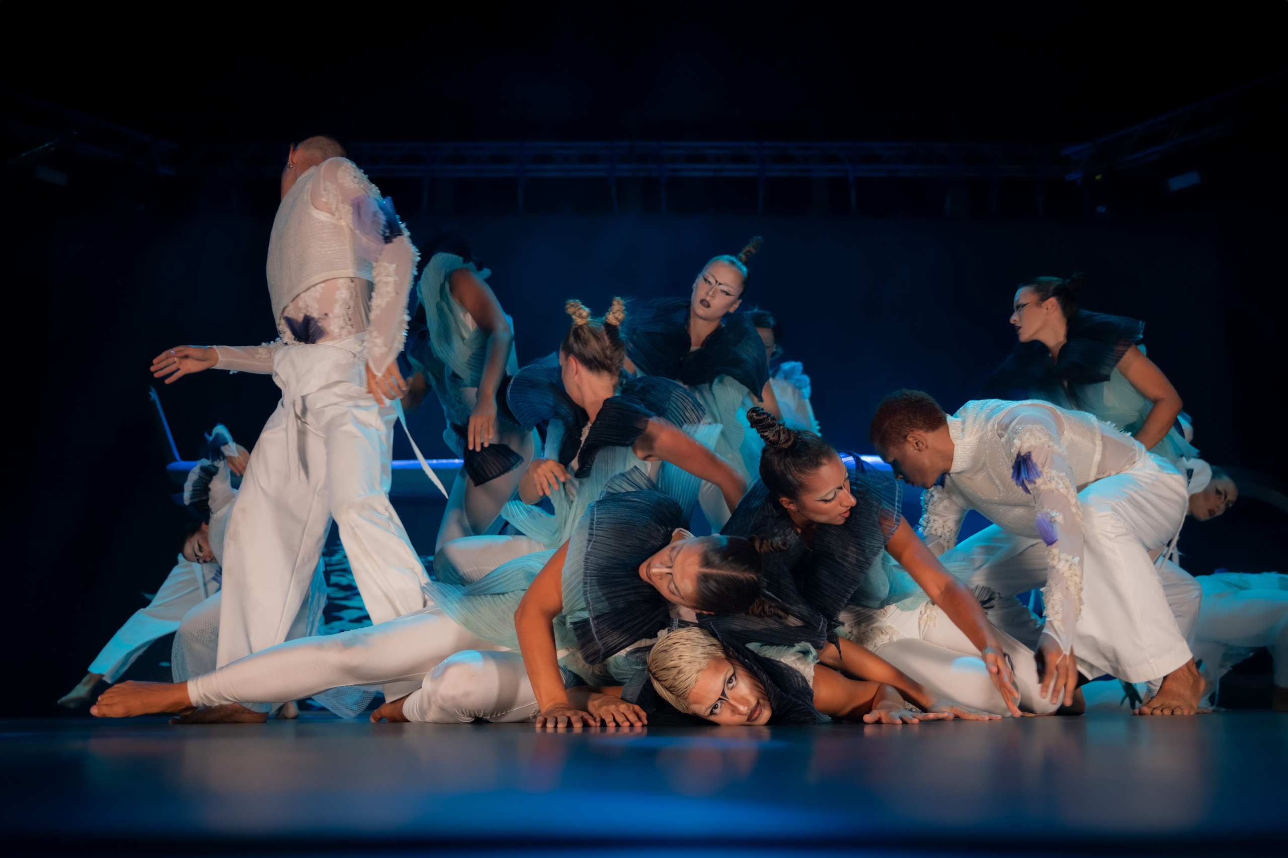 Фотографии Тиграна Худавердяна