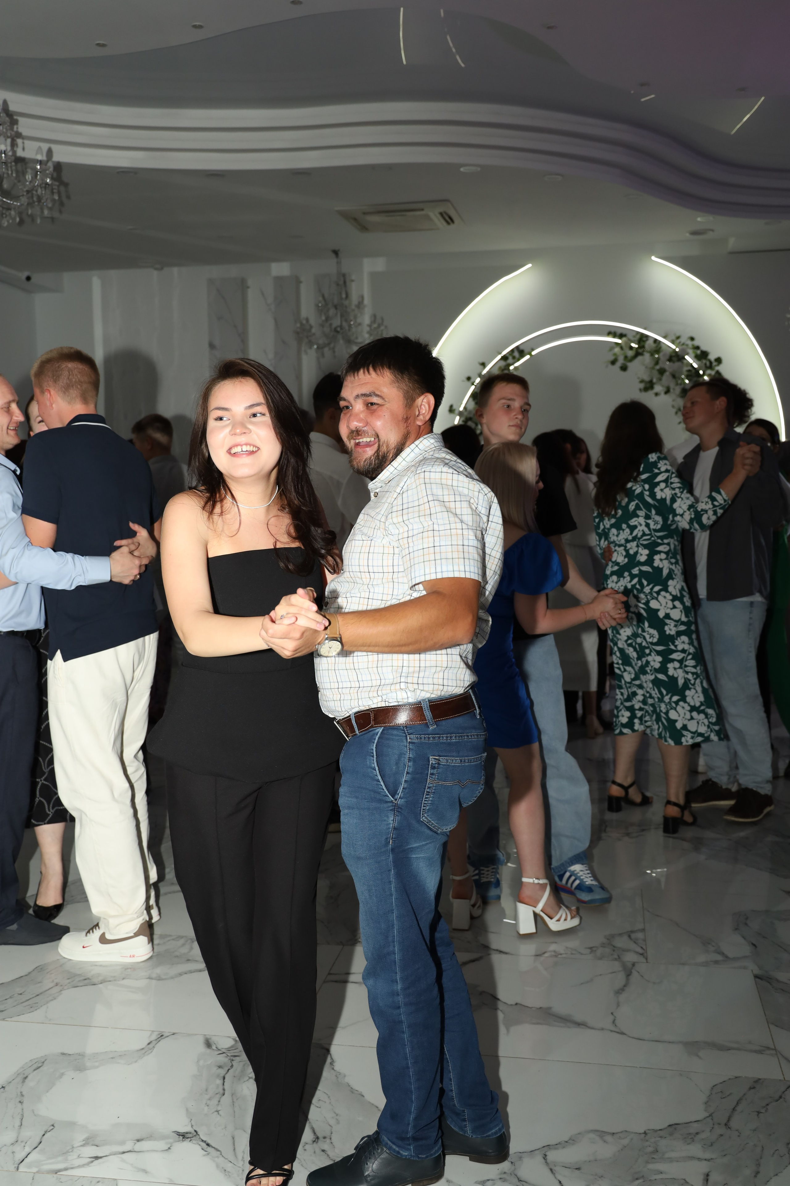 Выпускной 9Д 62 школы. Семейный фотограф в Казани Римма Гатауллина