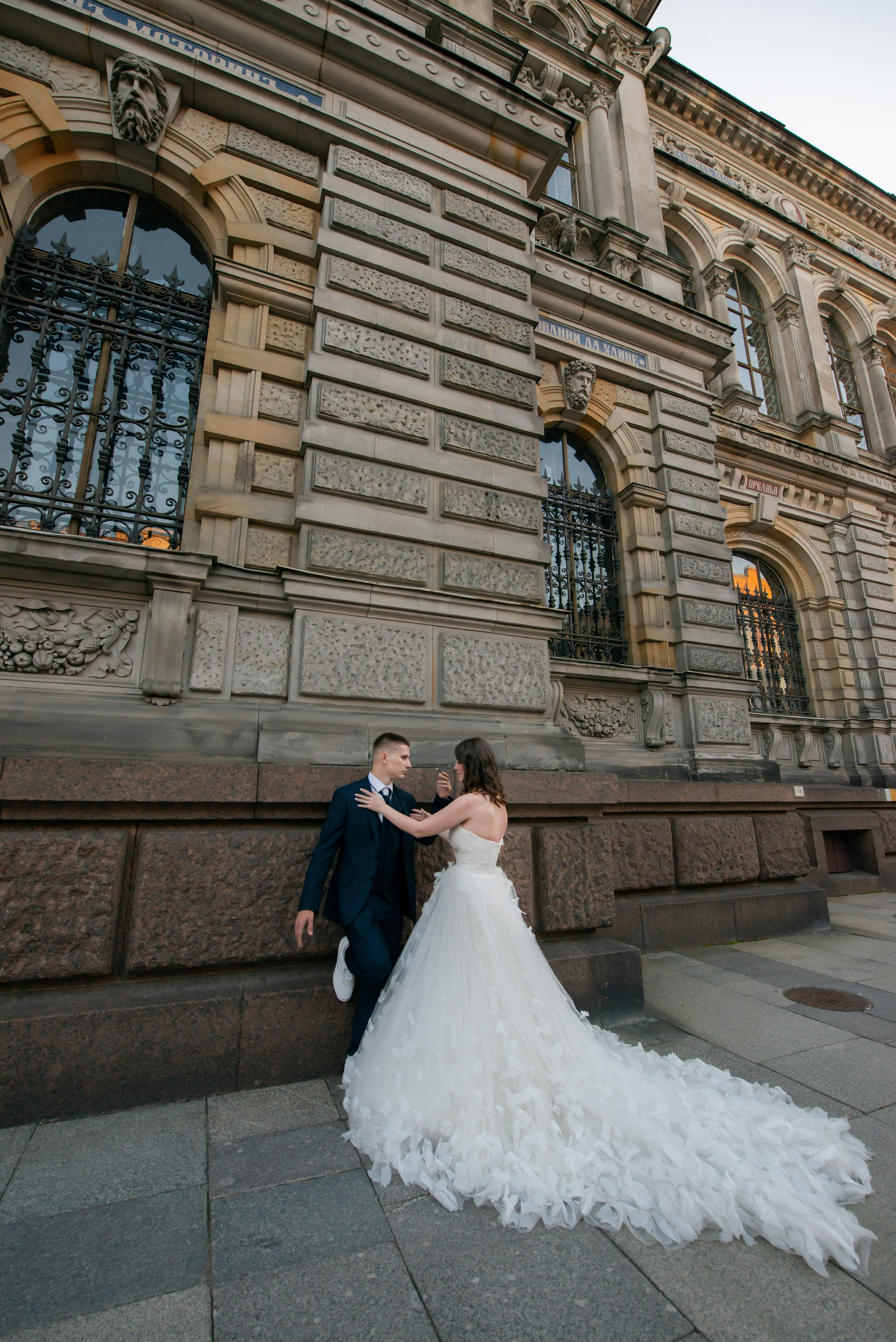 Зажигательная и динамичная свадебная фотосессия Анастасии и Максима. Портретный, семейный и свадебный фотограф в Санкт-Петербурге и в Пушкине Ширяев Денис