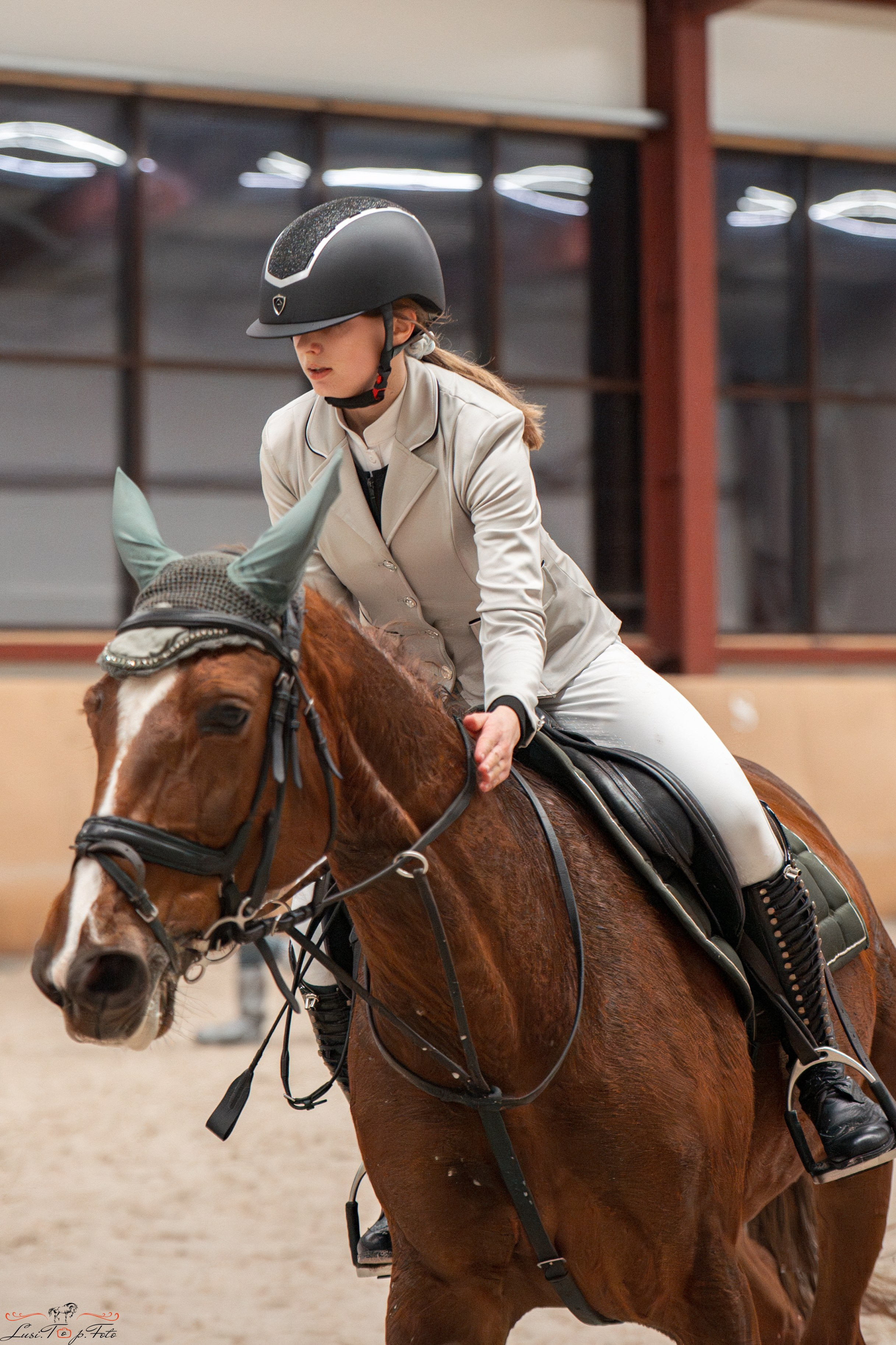 Эквипарк 6 этап Кубка Клубов. Конный и фотограф с животными в Твери Топталова Люся