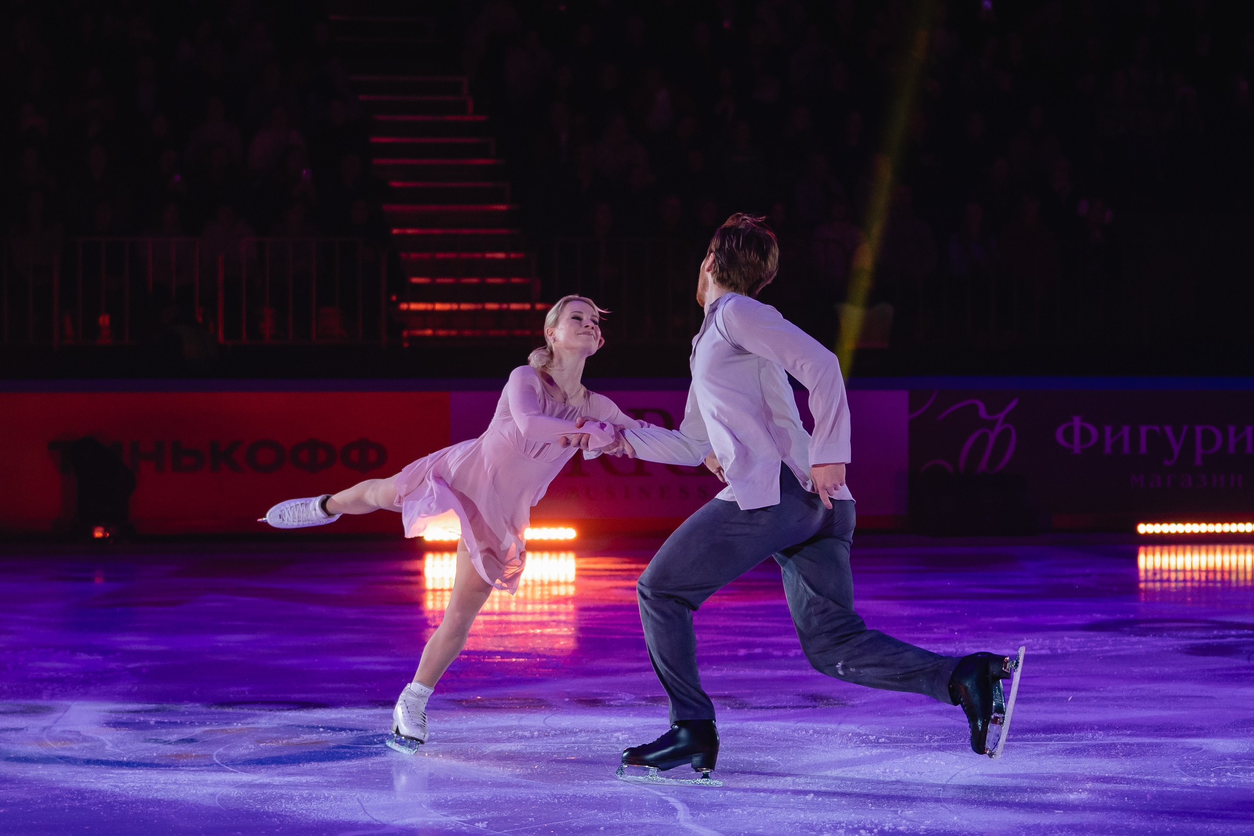 Шоу «Чемпионы на льду» в Новосибирске. Воробьева Ксения — Спортивный и танцевальный фотограф Новосибирск