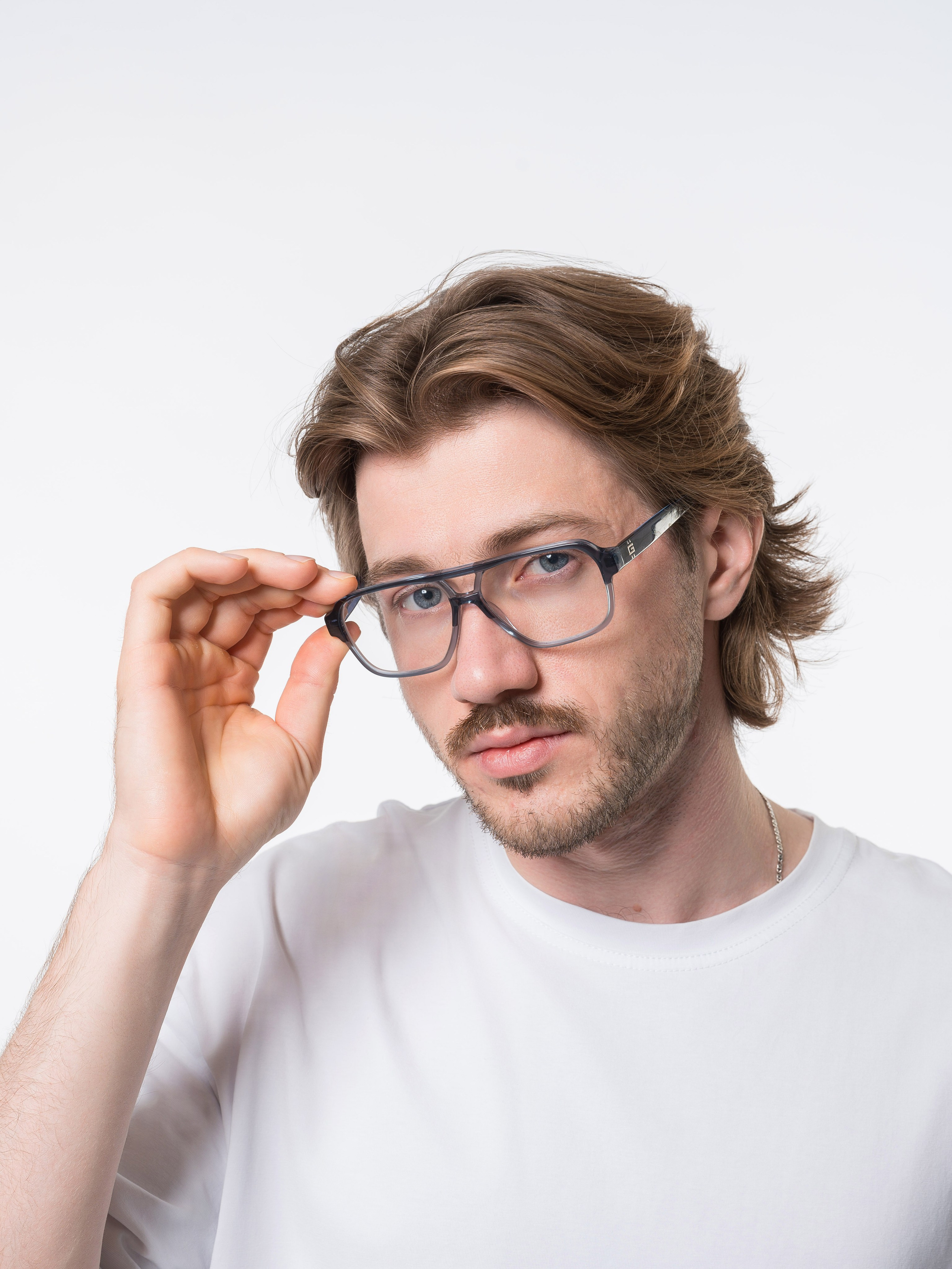 МОДЕЛЬ ДМИТРИЙ. Студия рекламной и предметной съемки товаров WELKO Studio