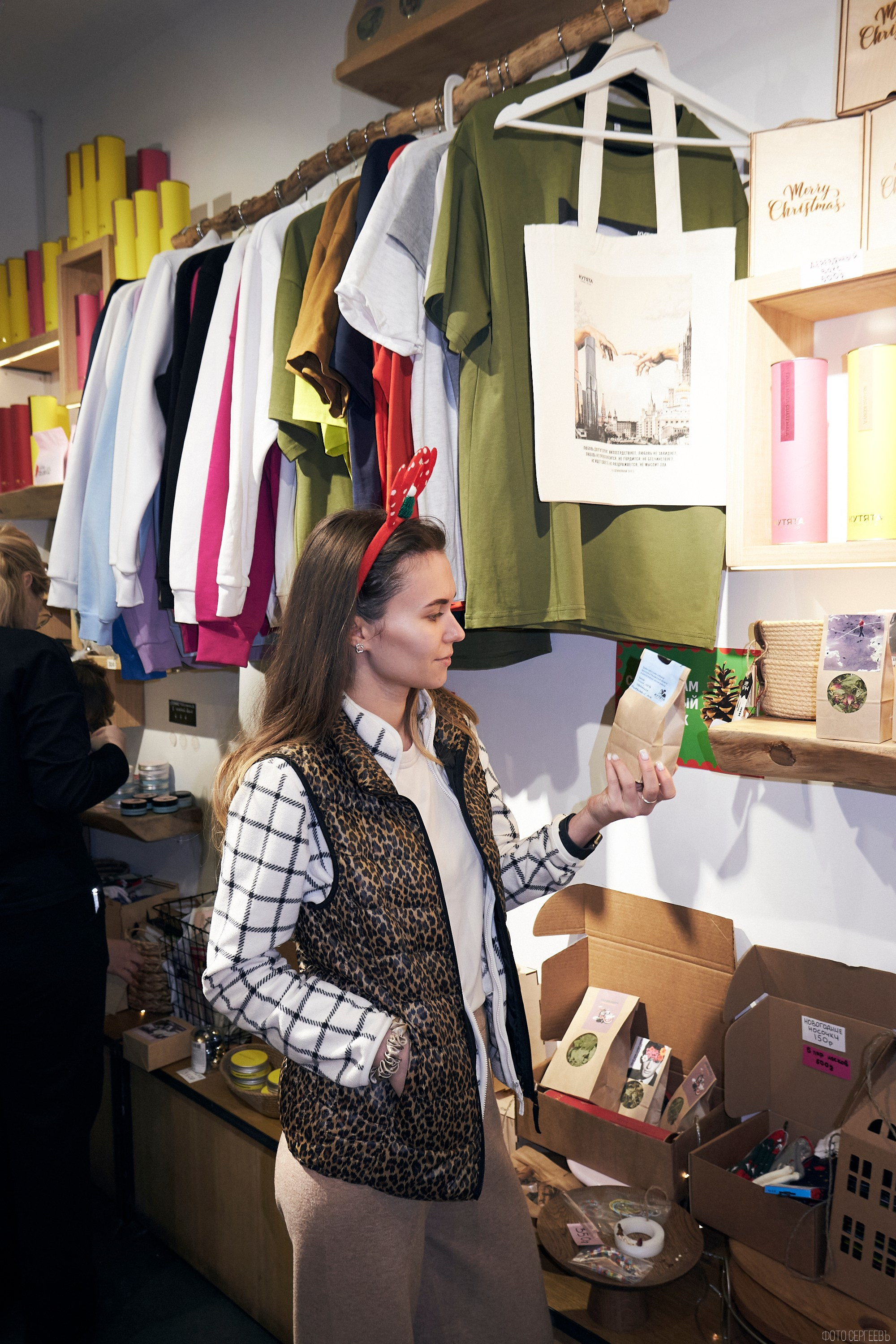 Кутята Coffee Shop. Фотографъ Сергѣевъ. Поймать мгновеніе