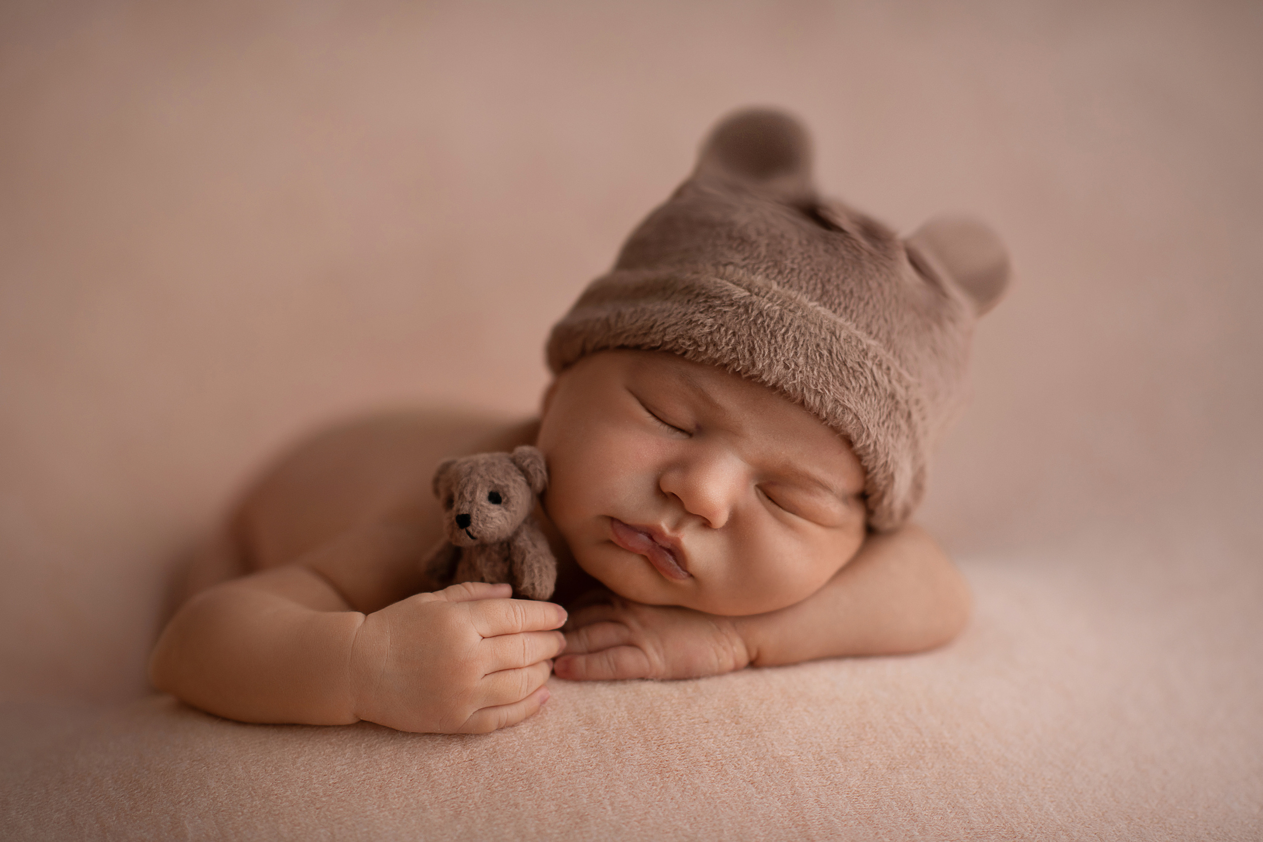 NEWBORN. Творческая команда Ульяшевы, свадебная и семейная фотография. Кахахста