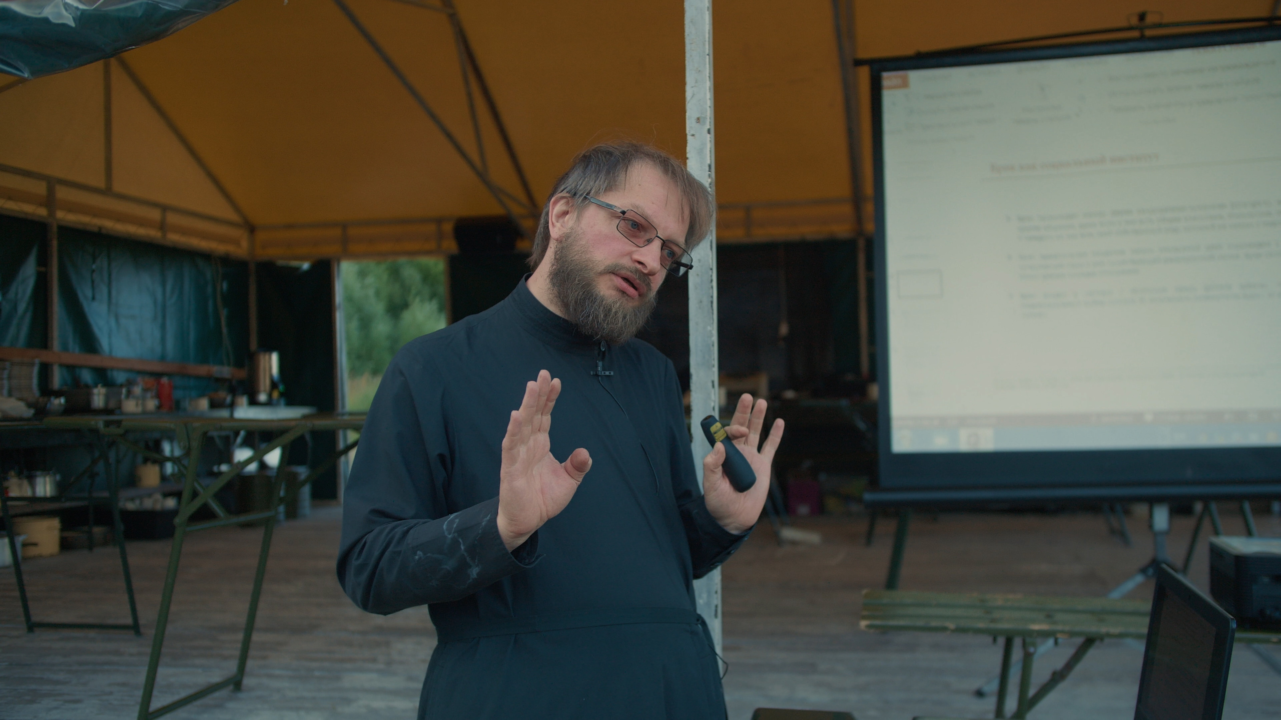 Док. кино. Оператор-постановщик и фотограф Филипп Угланов