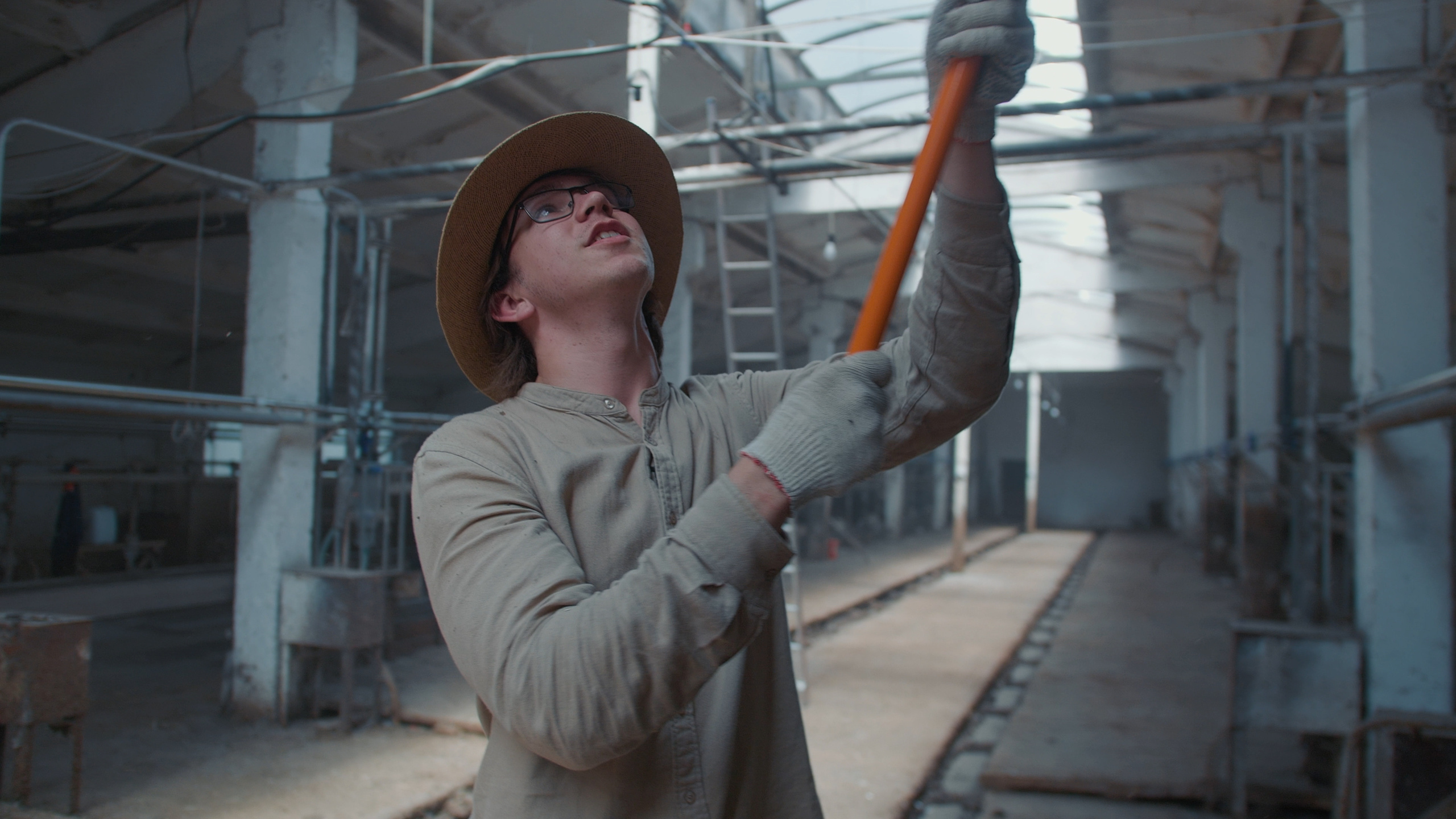 Док. кино. Оператор-постановщик и фотограф Филипп Угланов