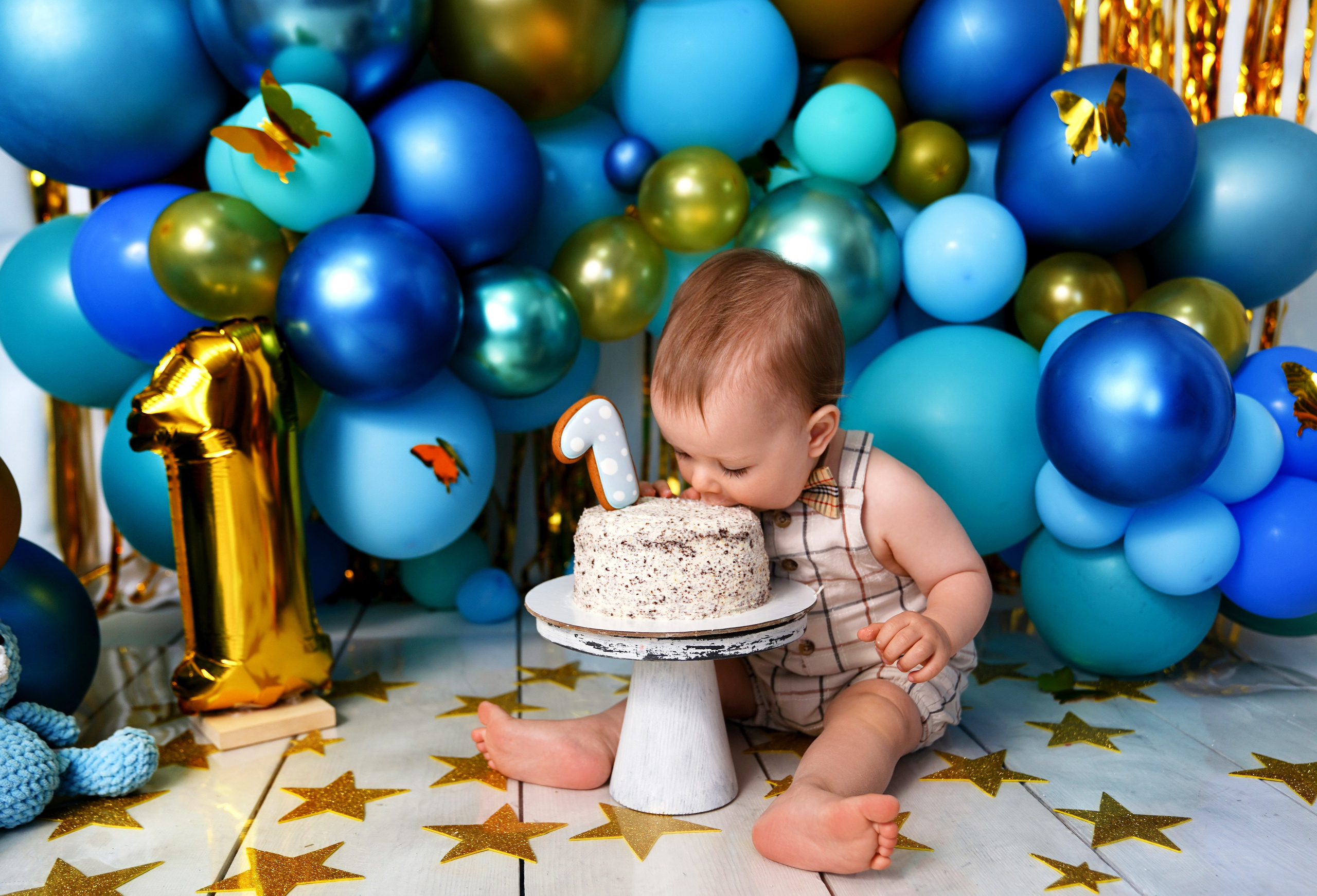 Фотосессия ГОДОВАСИЕ. Фотограф новорожденных, детей до года и беременных в Симферополе