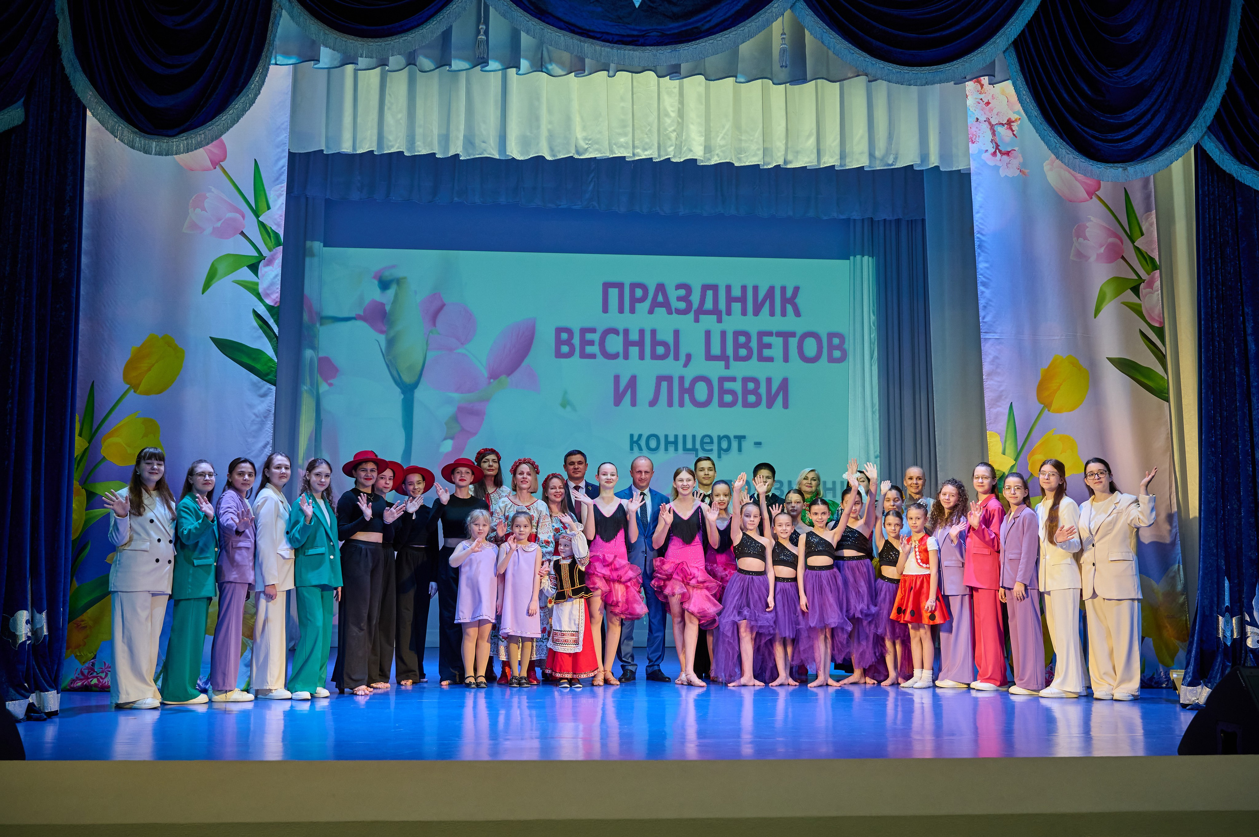 8 марта Марьина роща. Жизнь курорта Кабардинка в фотографиях