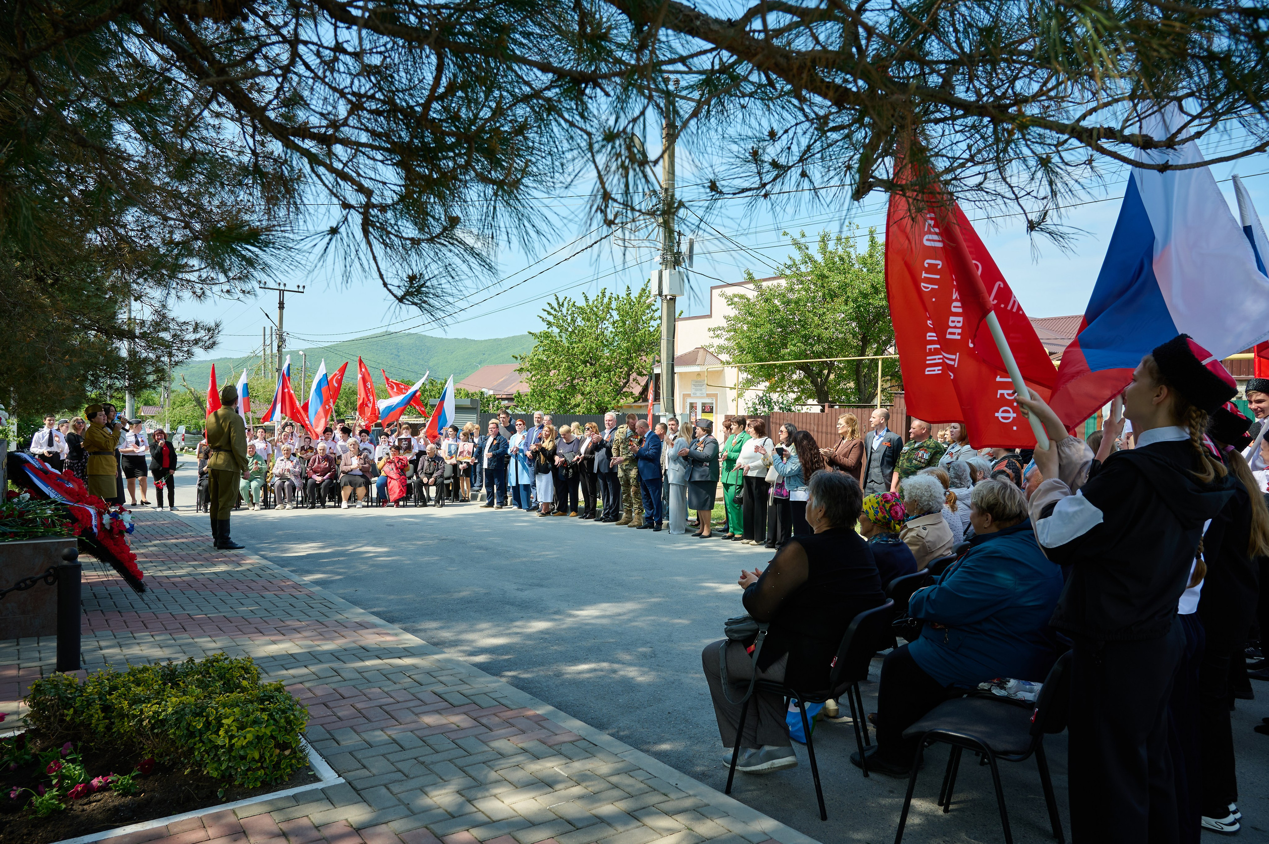 Митинг к 9 мая в с. Виноградное. Жизнь курорта Кабардинка в фотографиях