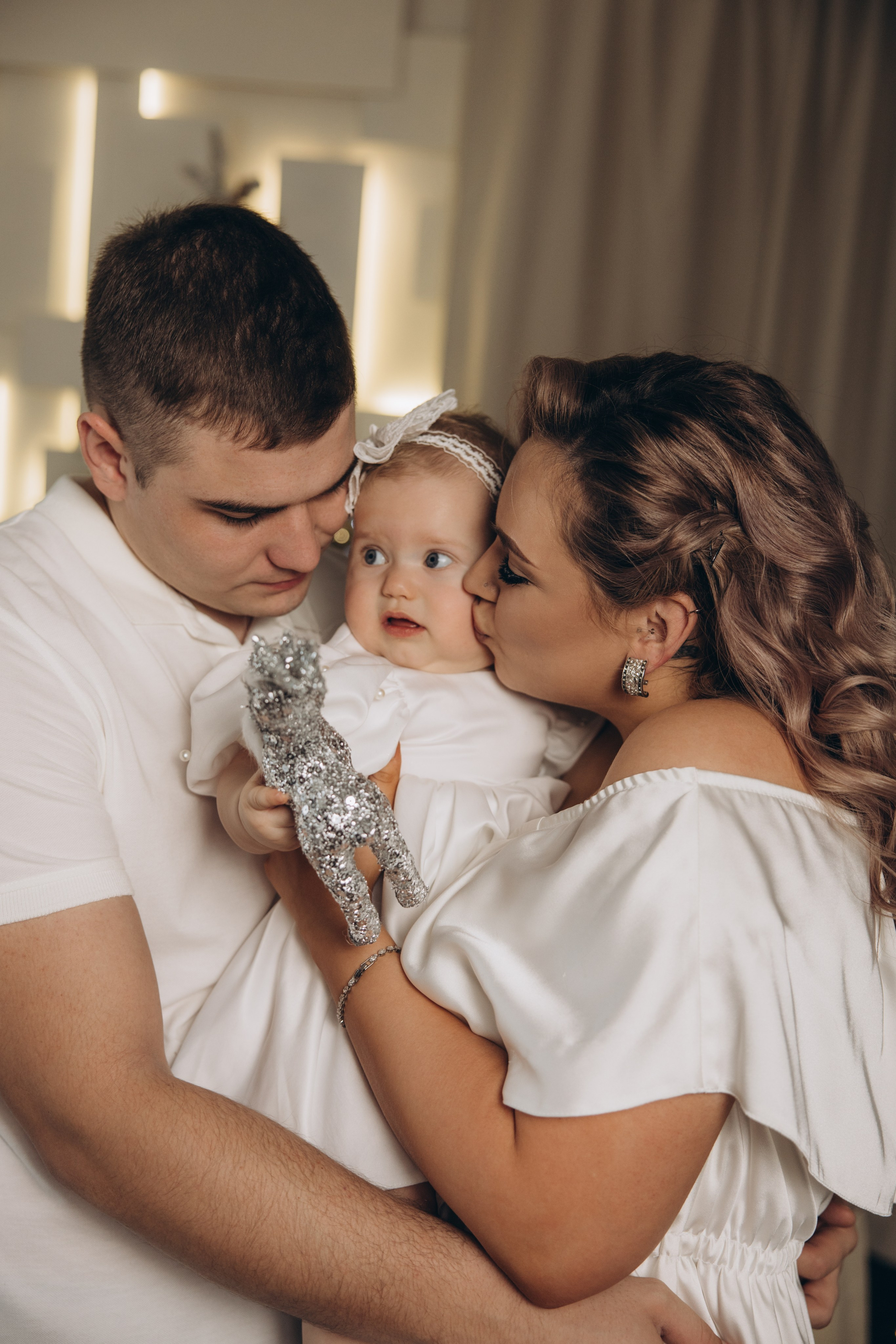 Фотопроект в студии Фриссон. Свадебный, семейный фотограф в Иркутске Светлана Макаричева