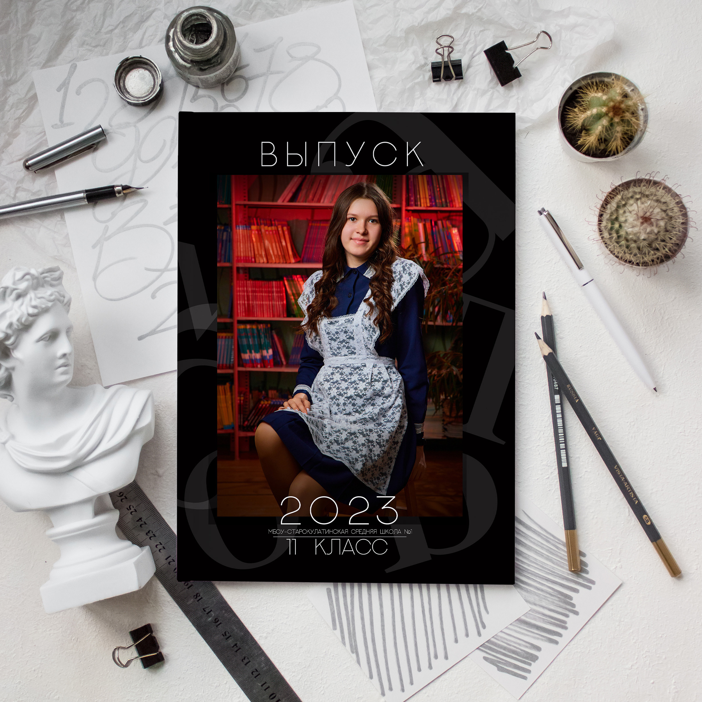 Выпускные школьные альбомы для учеников 9 и 11 классов. Школьный фотограф, выпускные альбомы