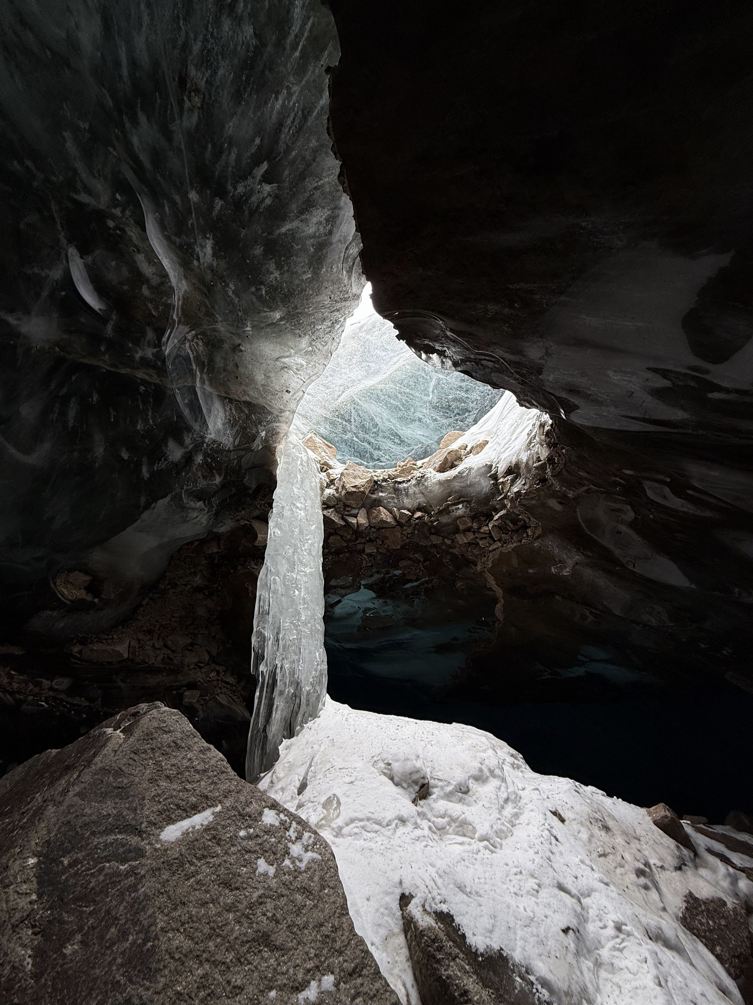 Экскурсия на Ледник Богдановича из Алматы — зимний треккинг