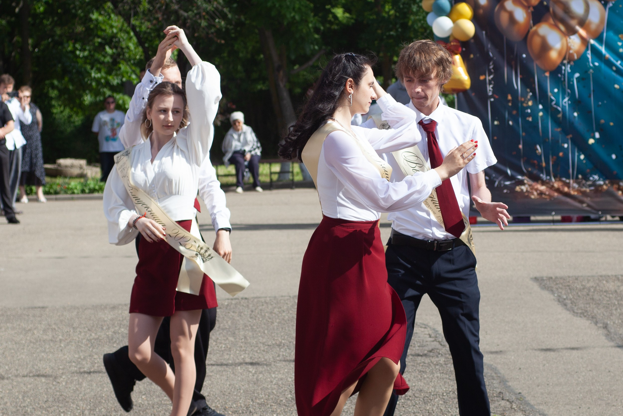 Последний звонок в Десяточке