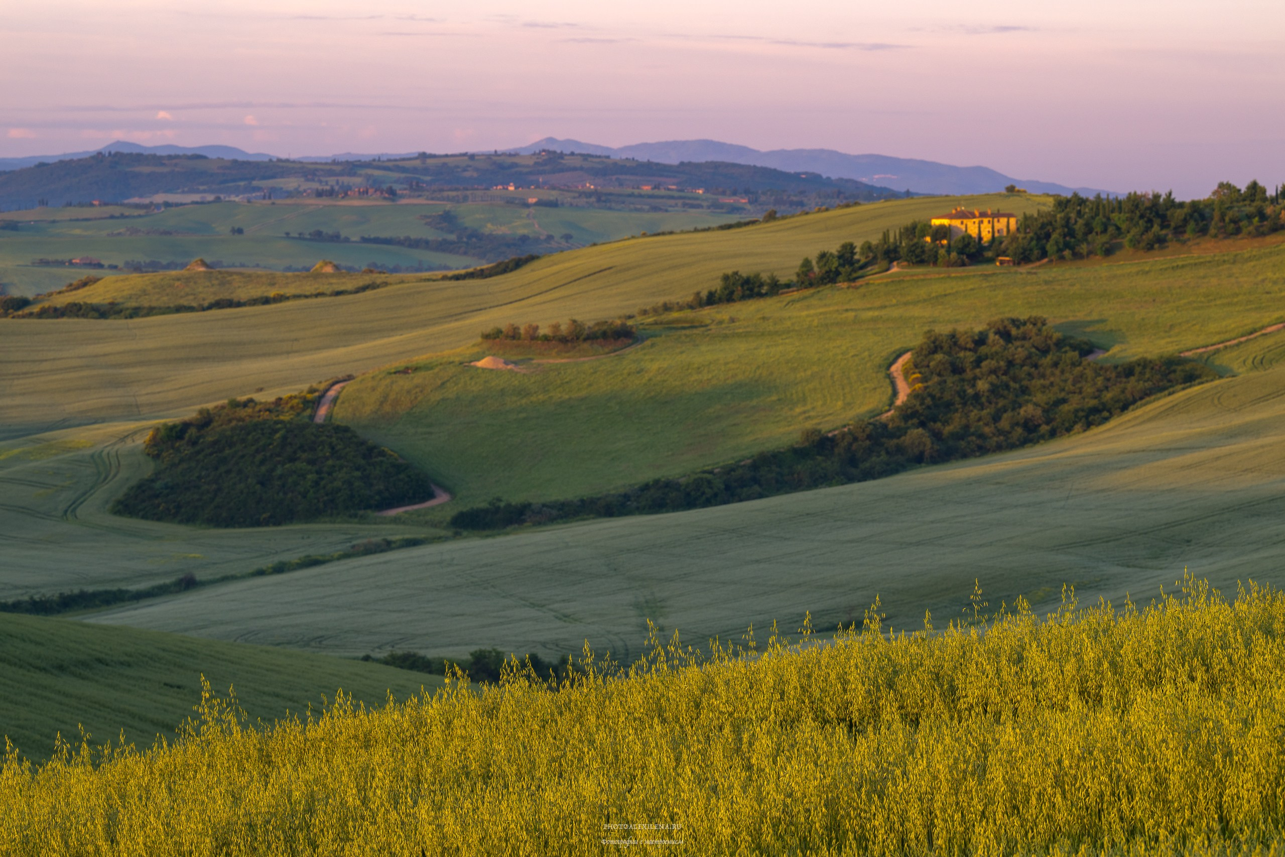 Долина Крете Сенези (Crete Senesi). Авторские стильные фотокартины