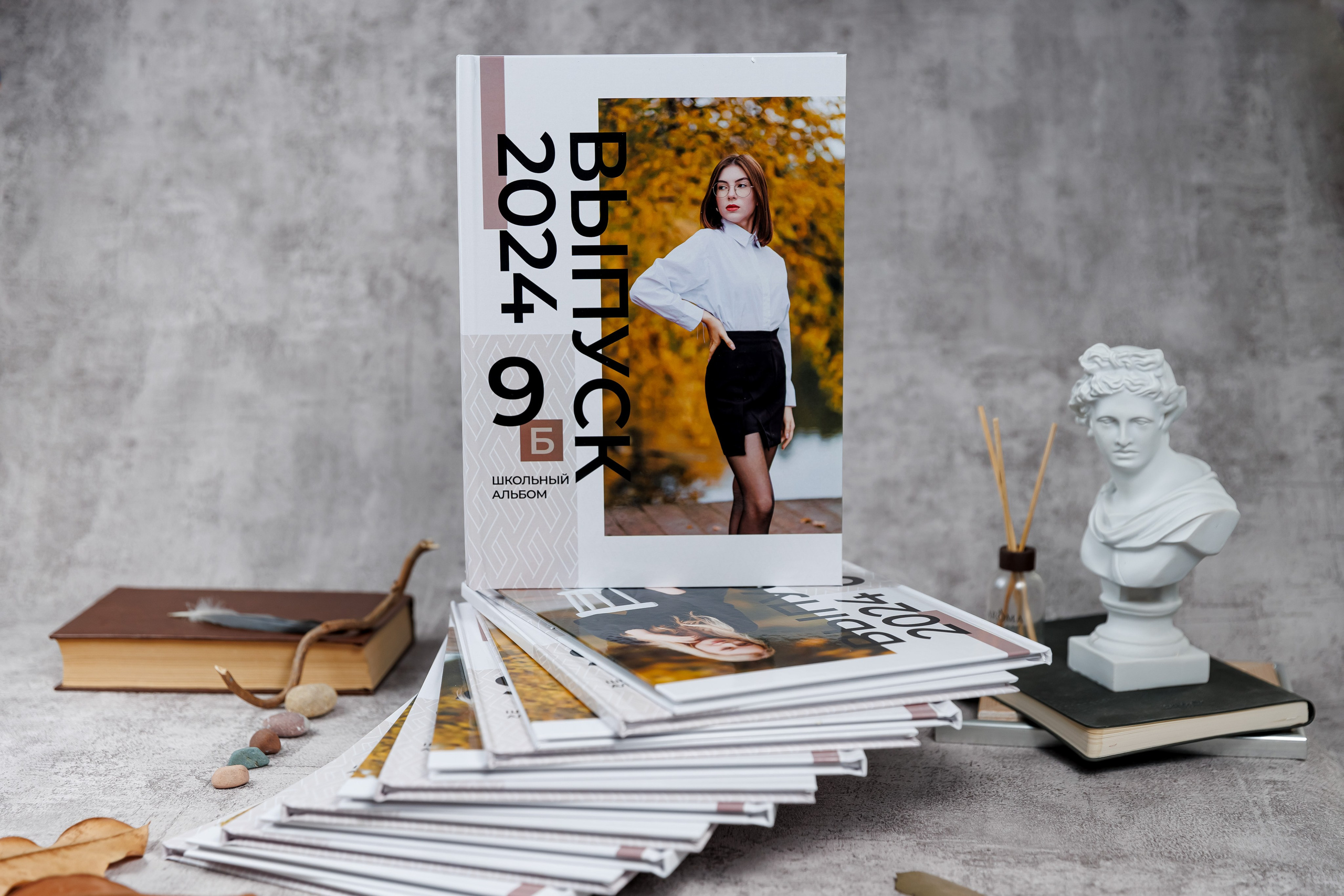 Персональные альбомы 9, 11 класс. Семейный и детский фотограф Комина Елена, Власиха, Одинцово