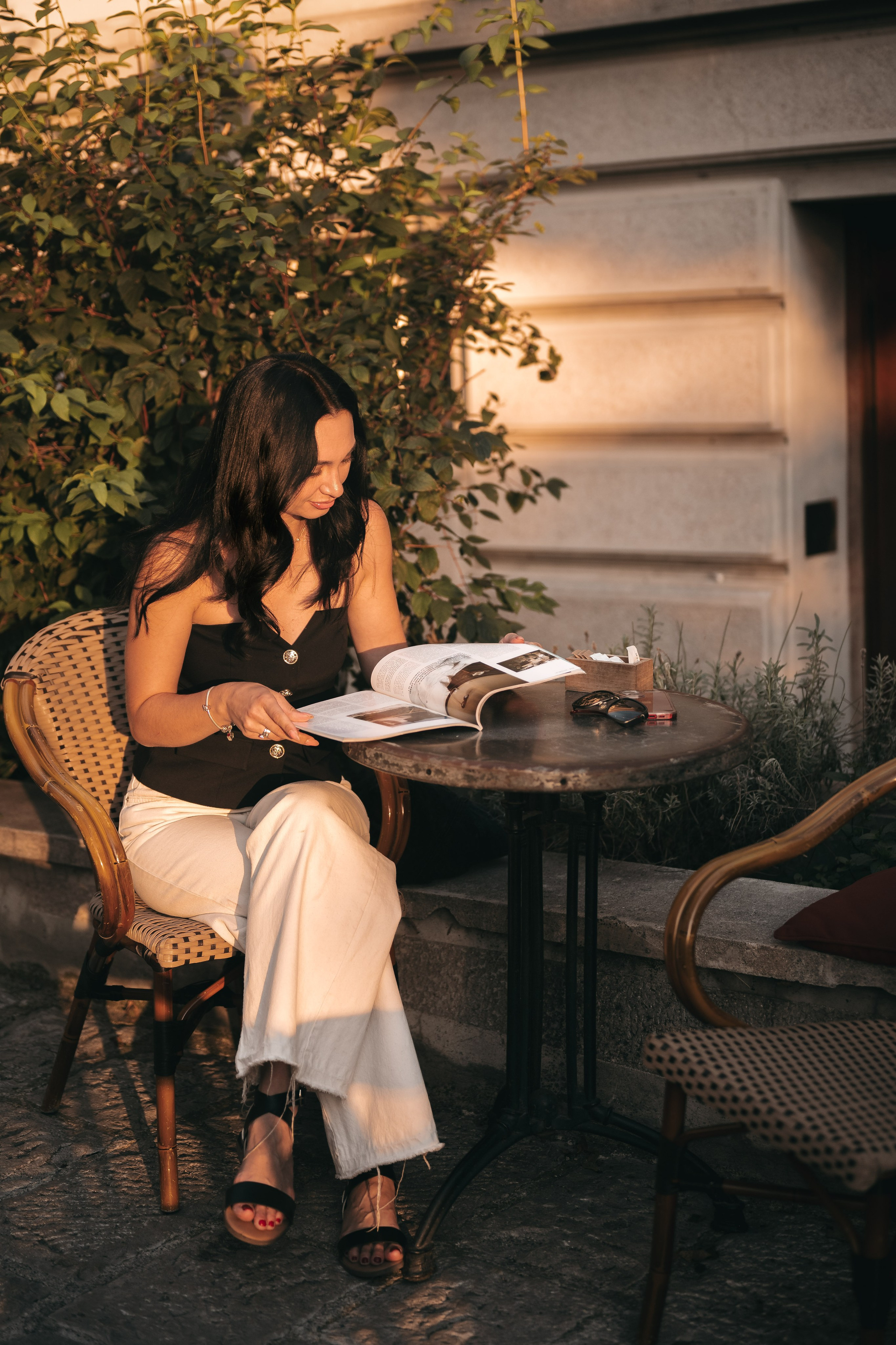 КОФЕ И ТРАМВАИ. Фотограф в Белграде Чугреева Елена