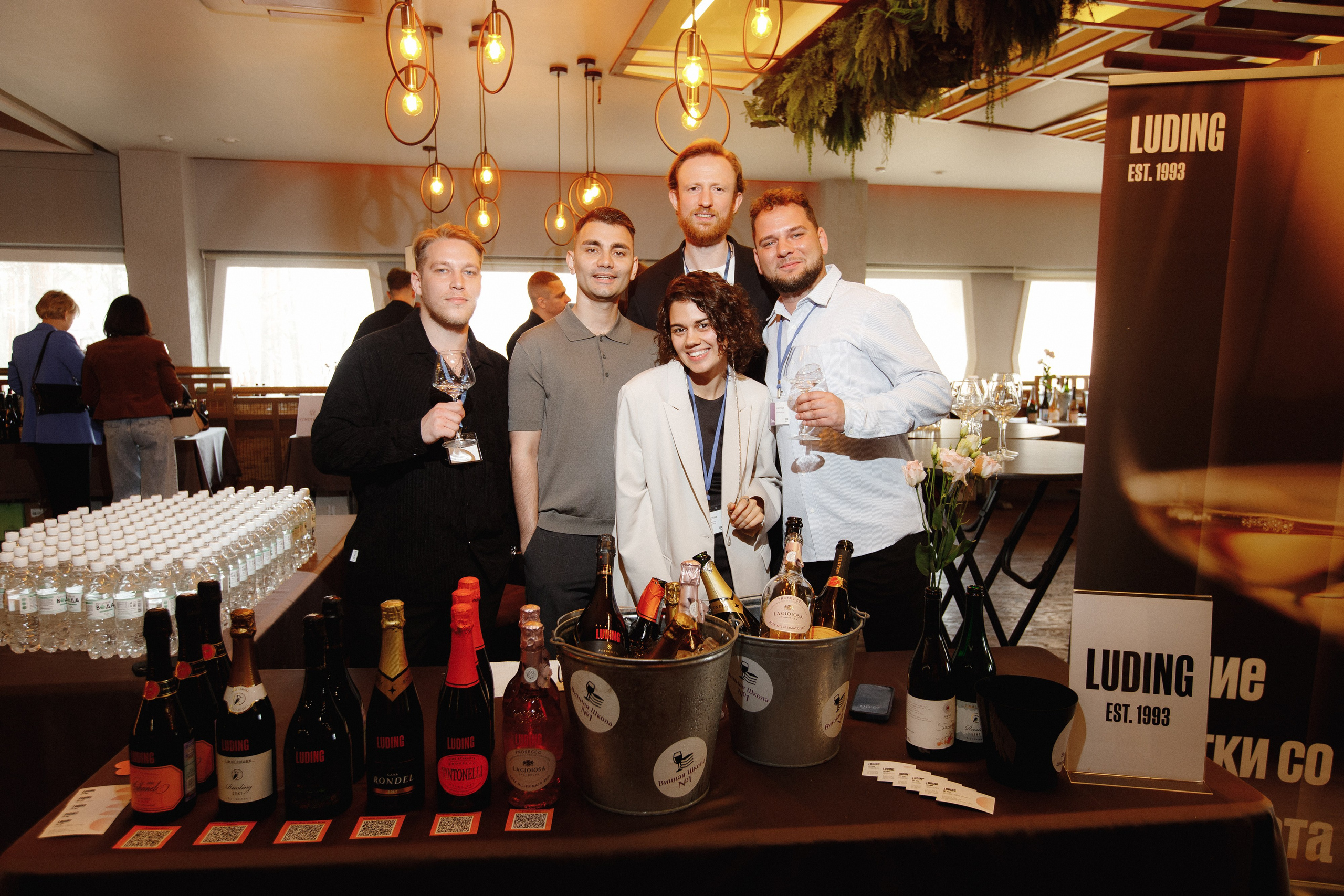 ФЕСТИВАЛЬ ИГРИСТЫХ ВИН. СВОИ. ФОТООТЧЕТЫ-СОБЫТИЯ-МЕСТА